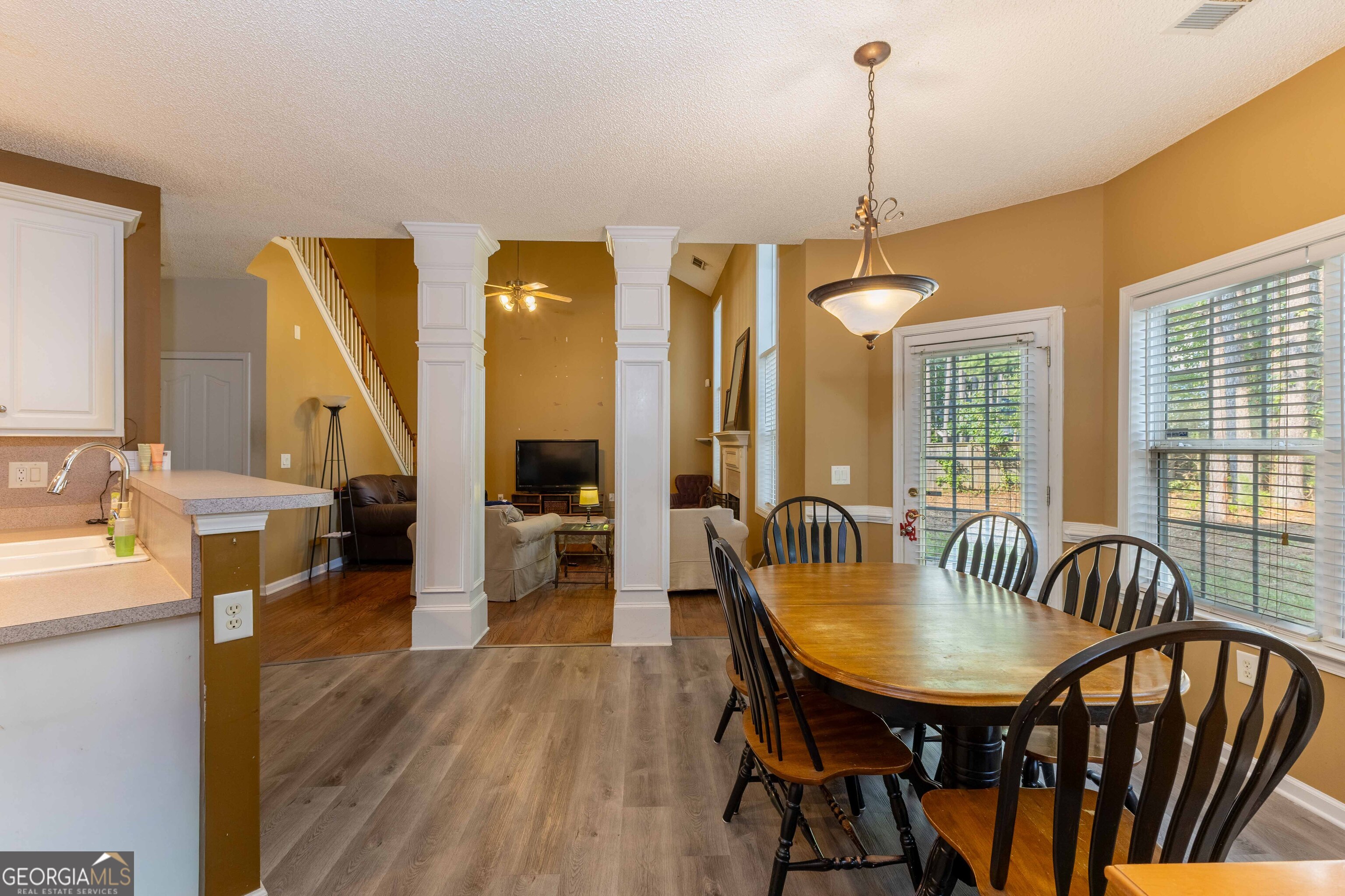 300 Pilgrim Way Property Photo 11