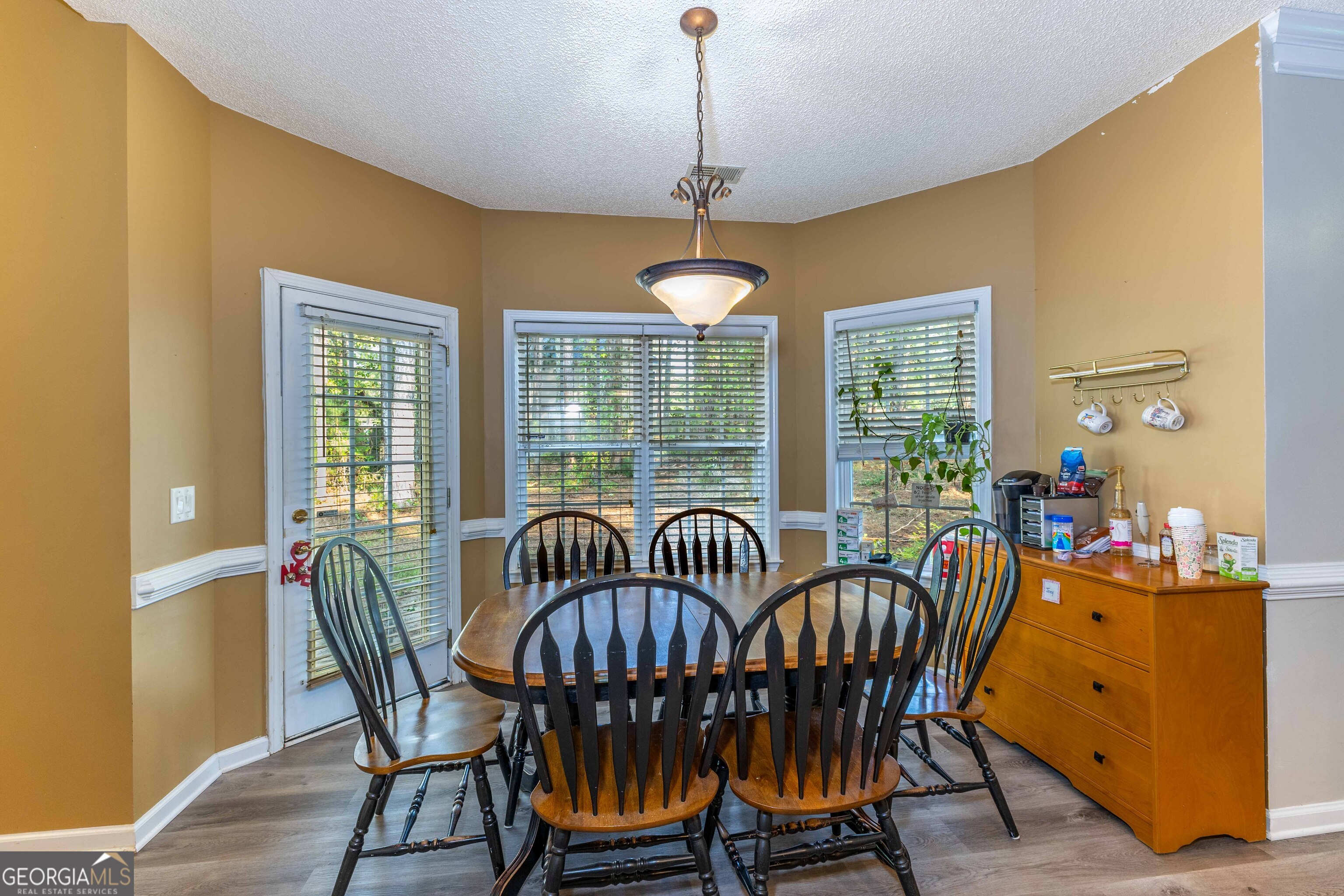 300 Pilgrim Way Property Photo 12