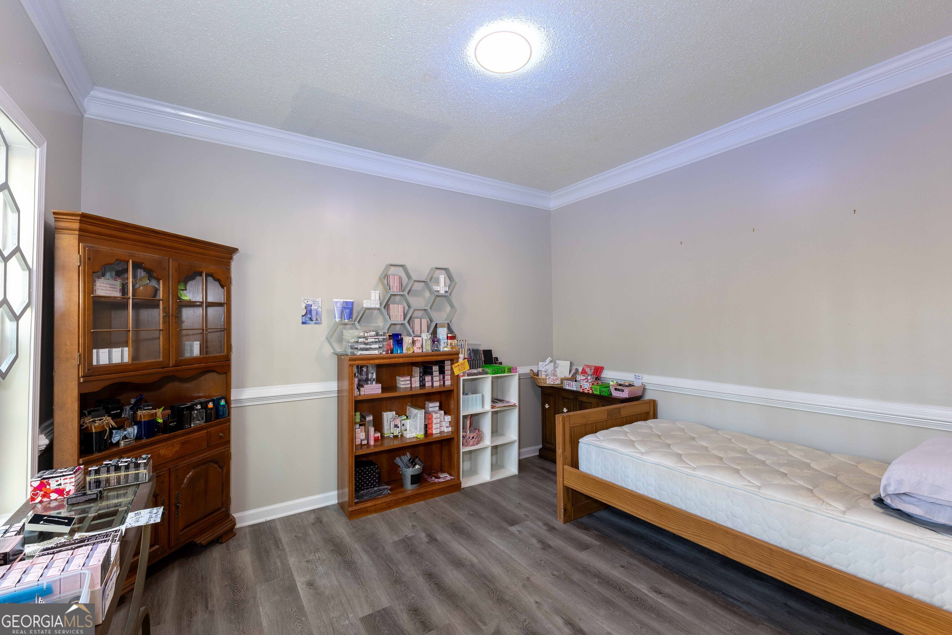 300 Pilgrim Way Property Photo 17