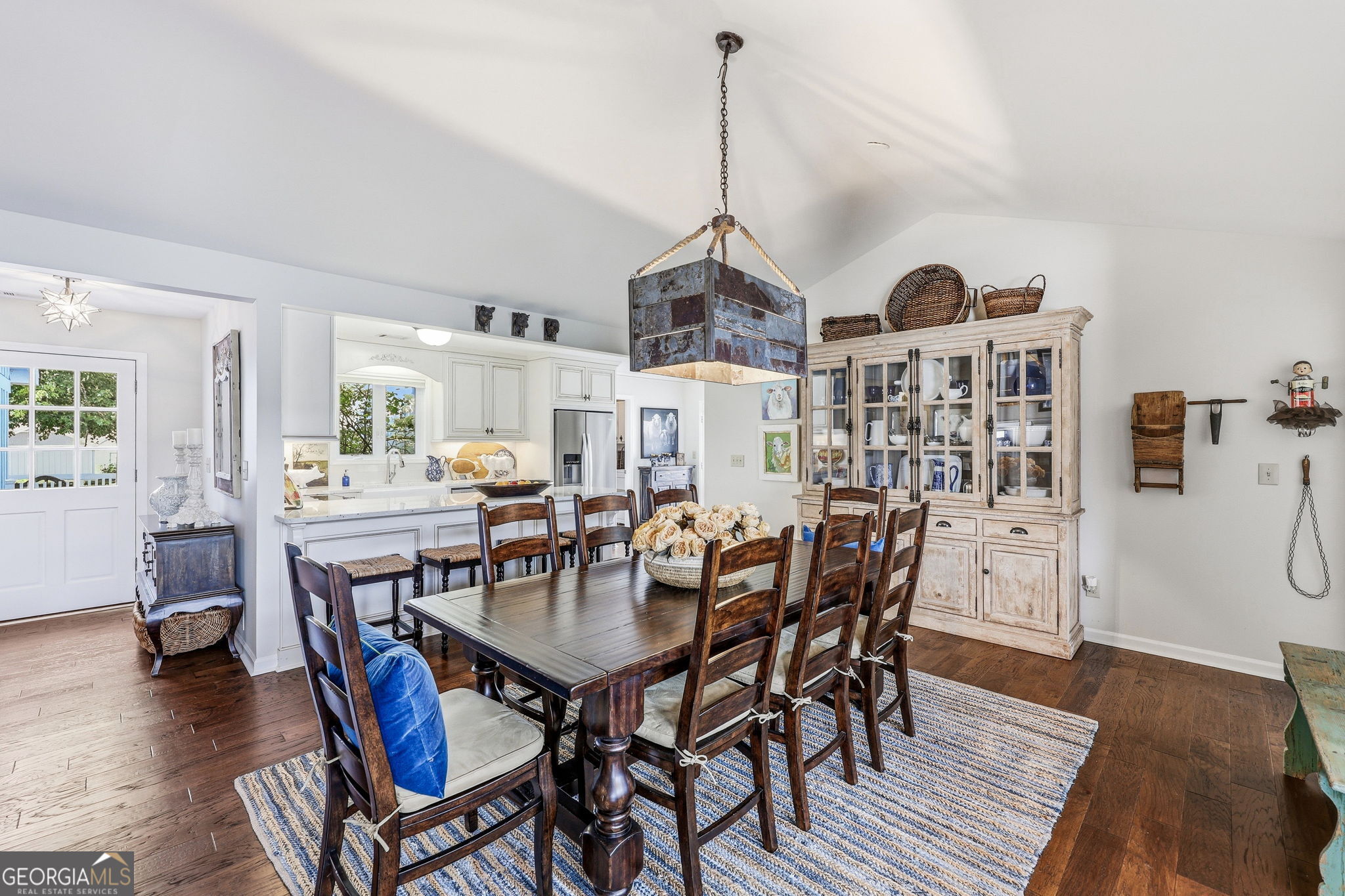 3623 N River Road Property Photo 16