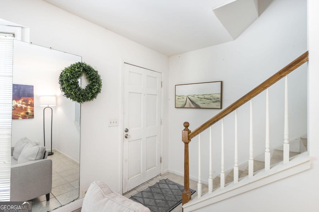 5105 Nisbet Drive Property Photo 3