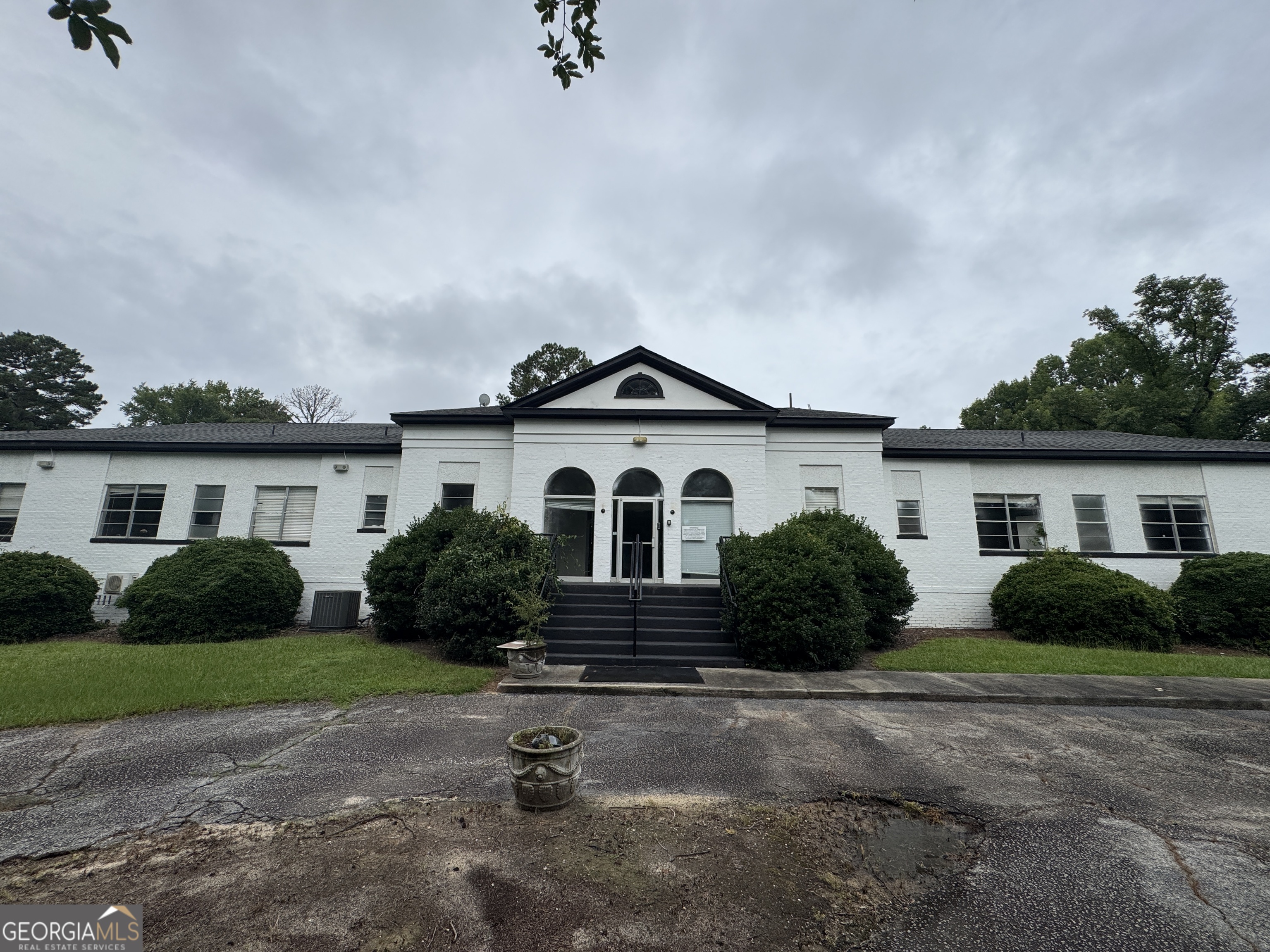 107 Ridgeview Drive Property Photo 1
