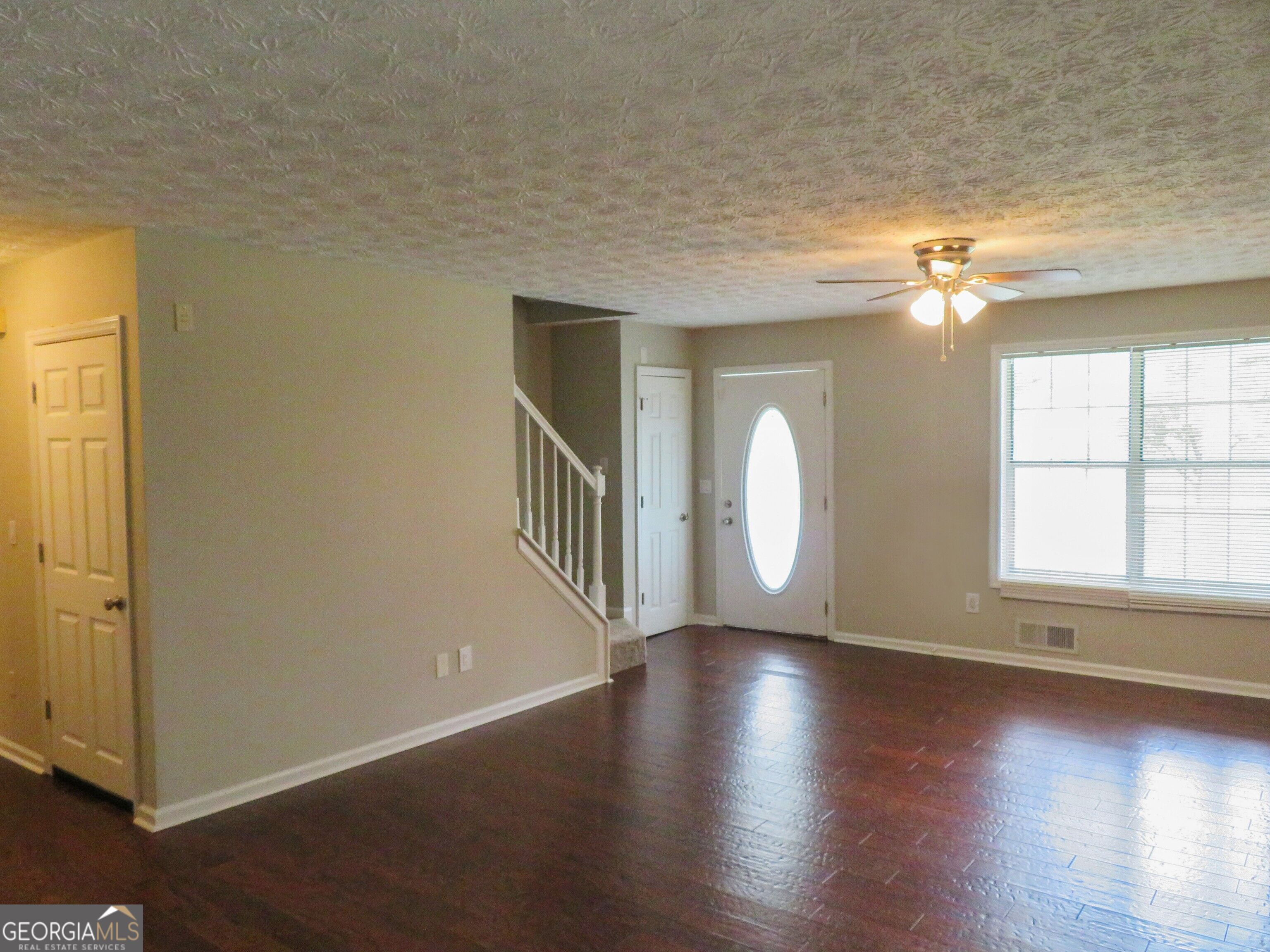 1001 Winston Way Nw Property Photo 7