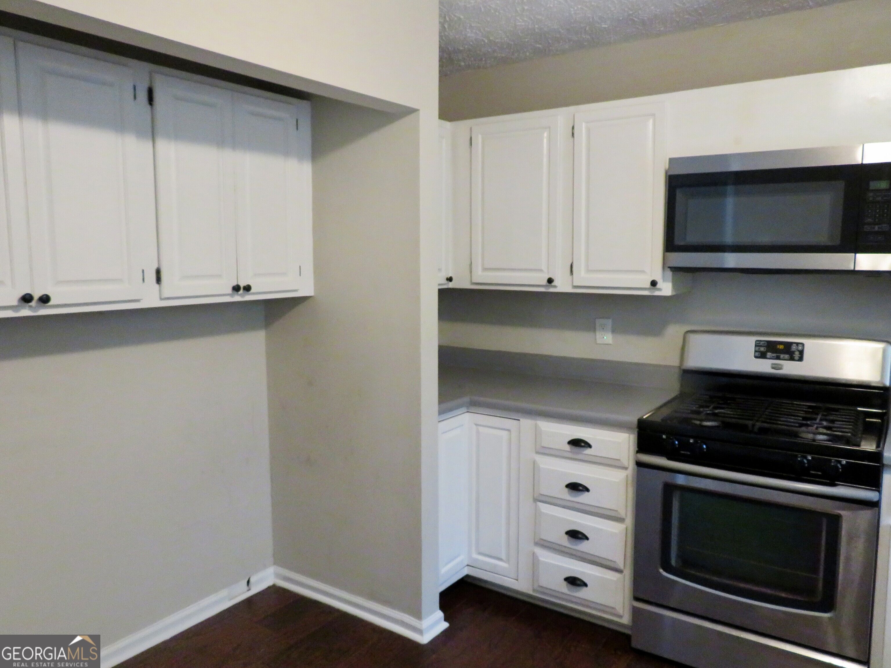 1001 Winston Way Nw Property Photo 12