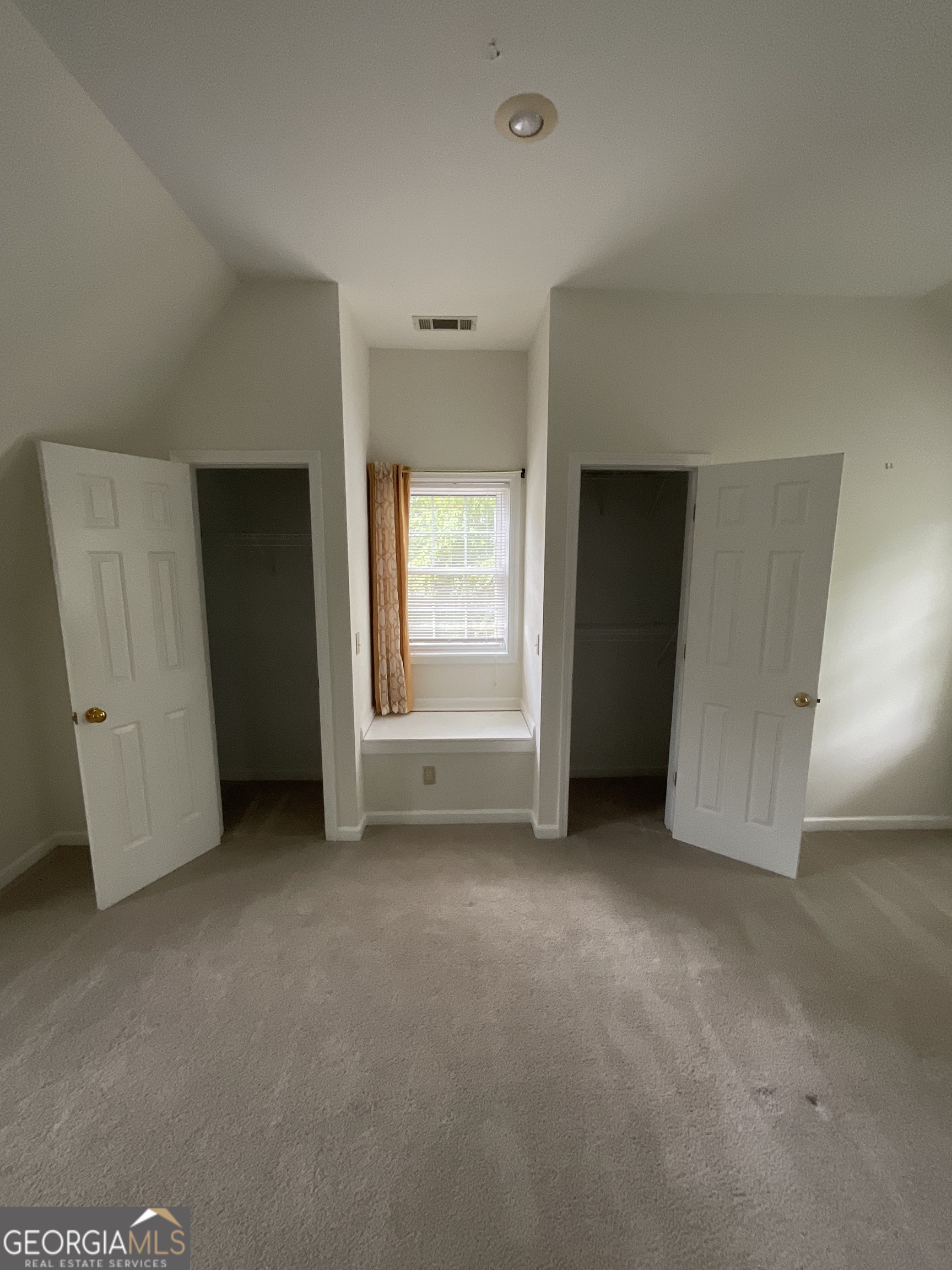 110 Kells Court Property Photo 18