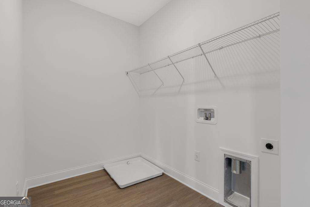 121 Willow Bend Road Property Photo 6