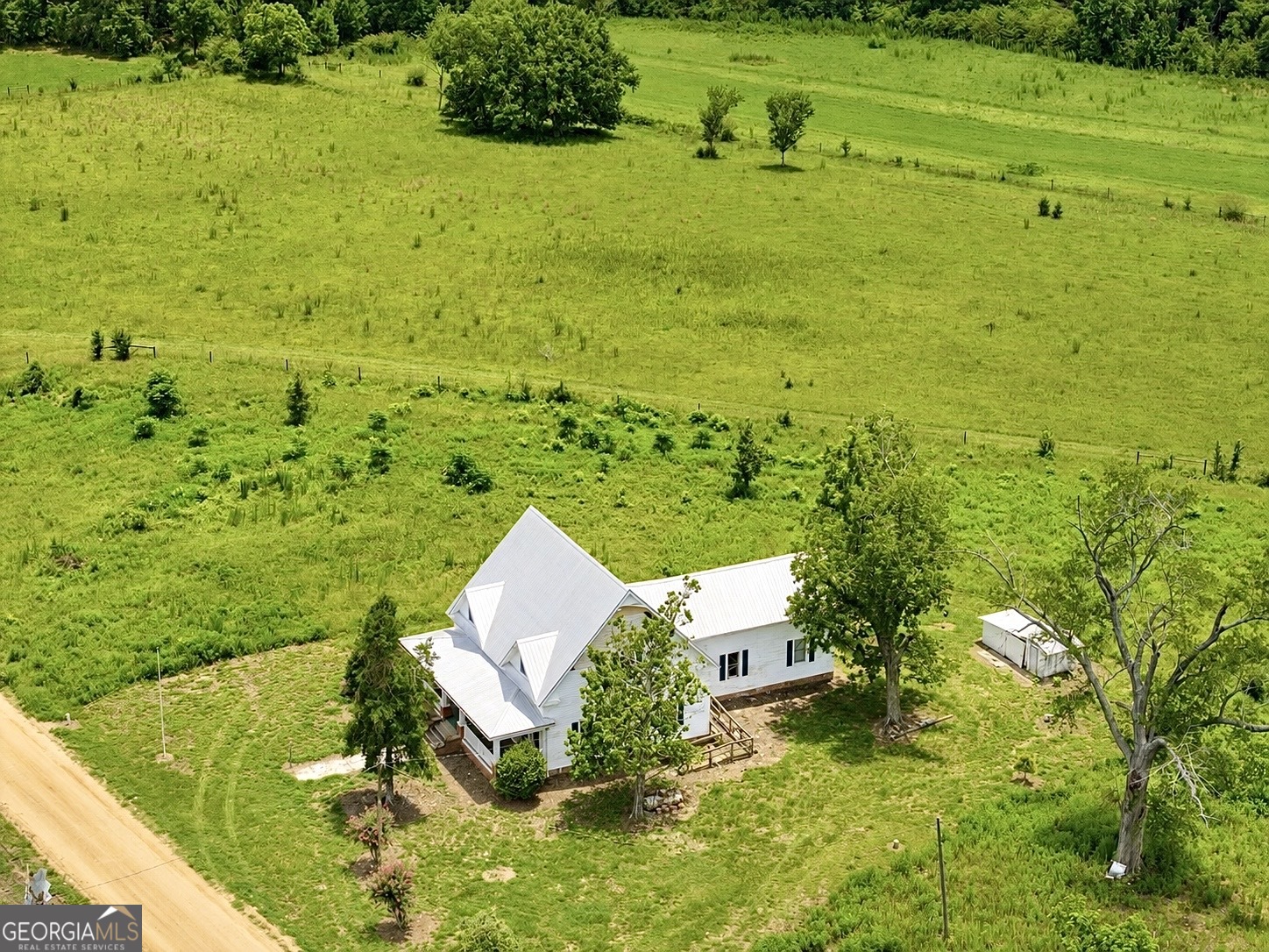 135 Keens Crossing Road Property Photo 1