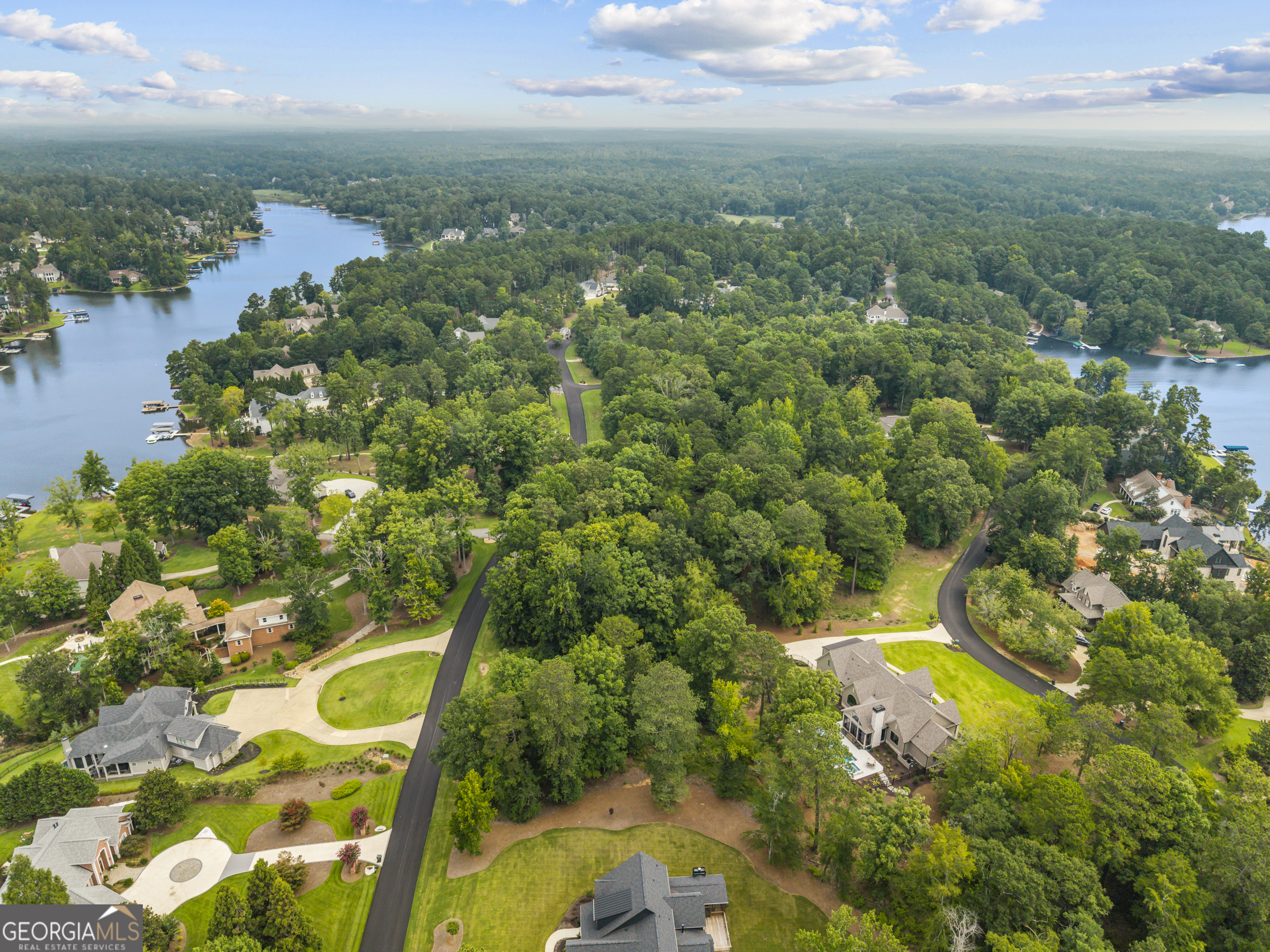 1360 Lighthouse Circle Property Photo 7