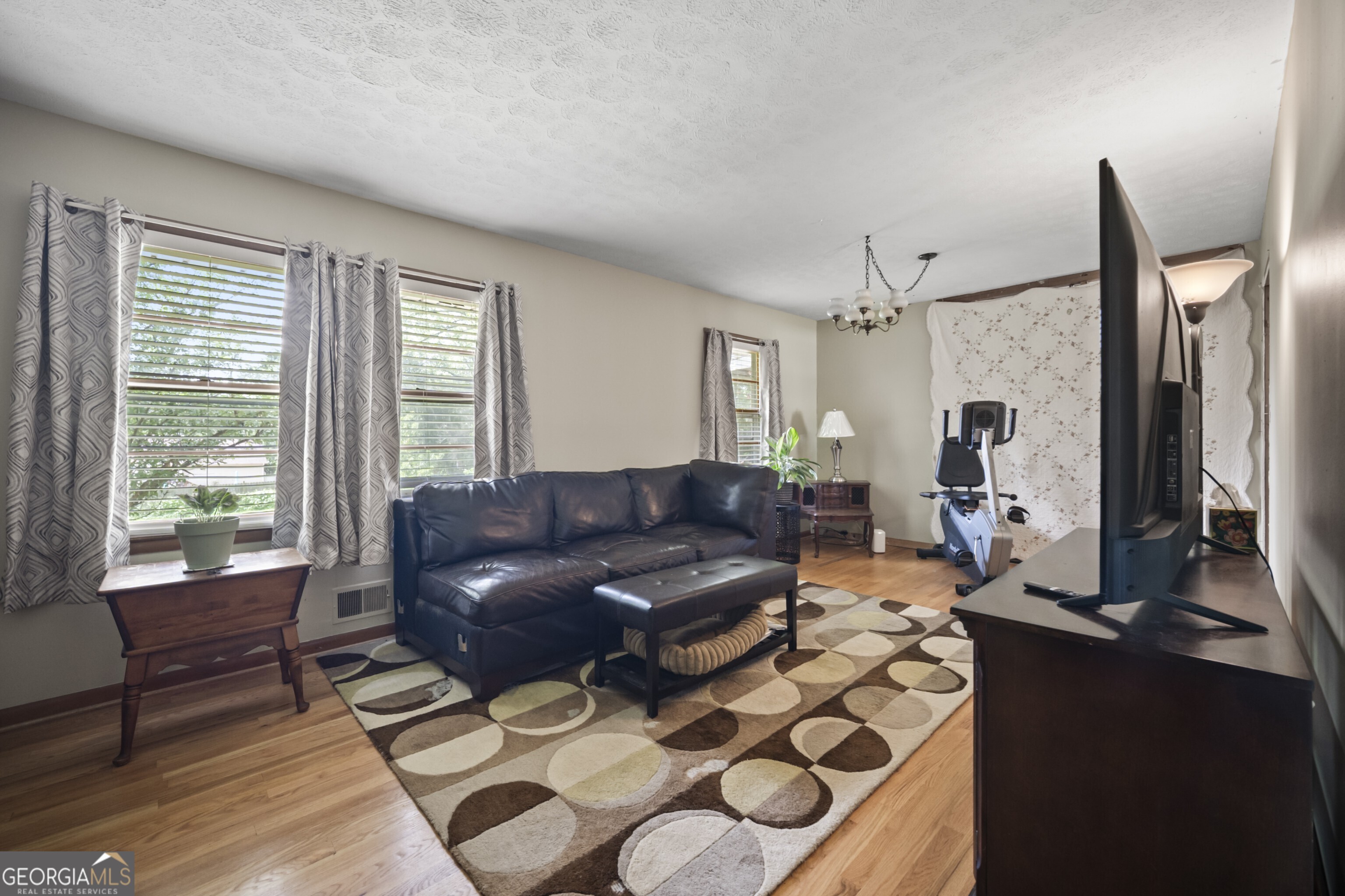 1810 Hasty Road Property Photo 6