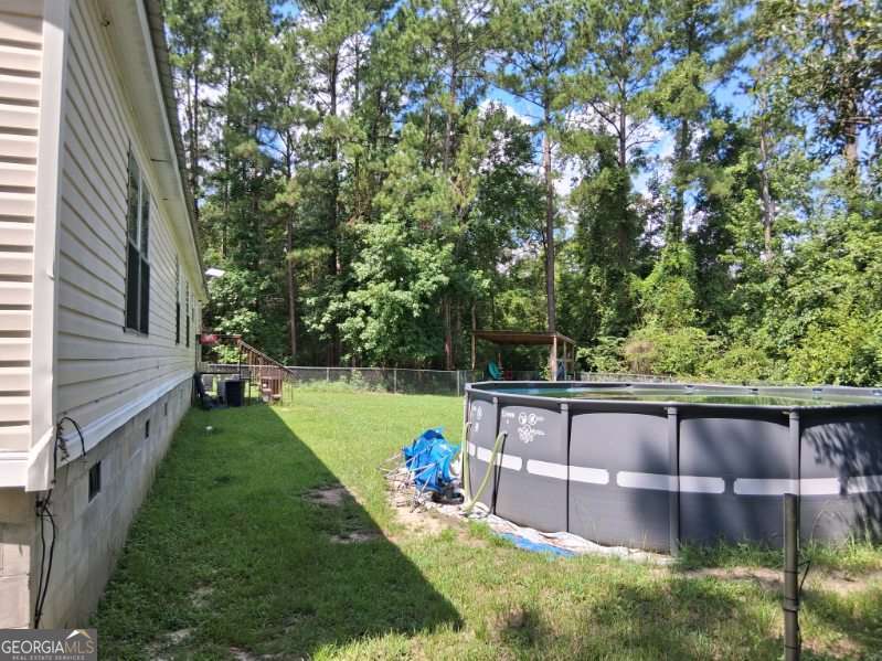 425 Sycamore Drive Property Photo 5