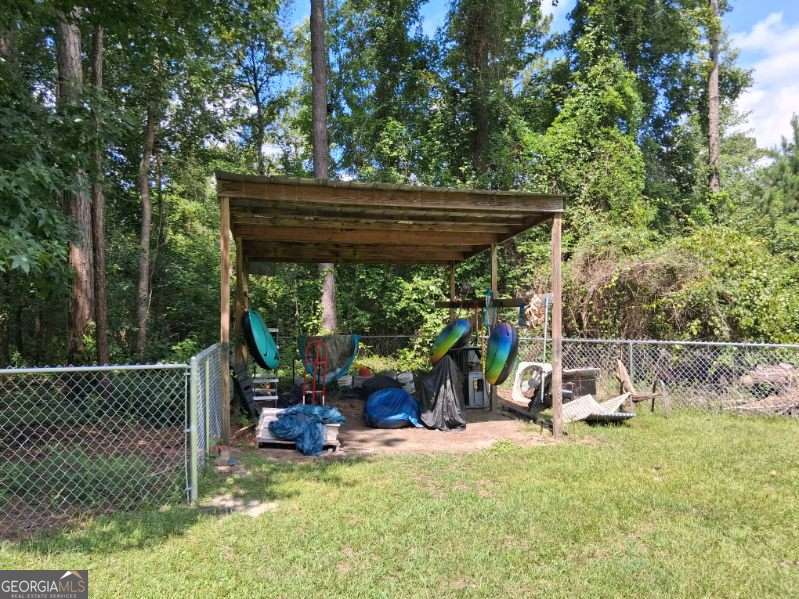 425 Sycamore Drive Property Photo 6