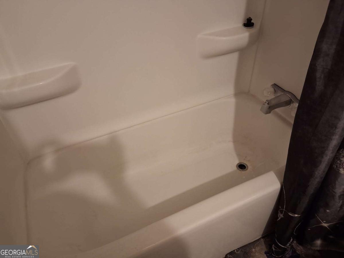 425 Sycamore Drive Property Photo 23