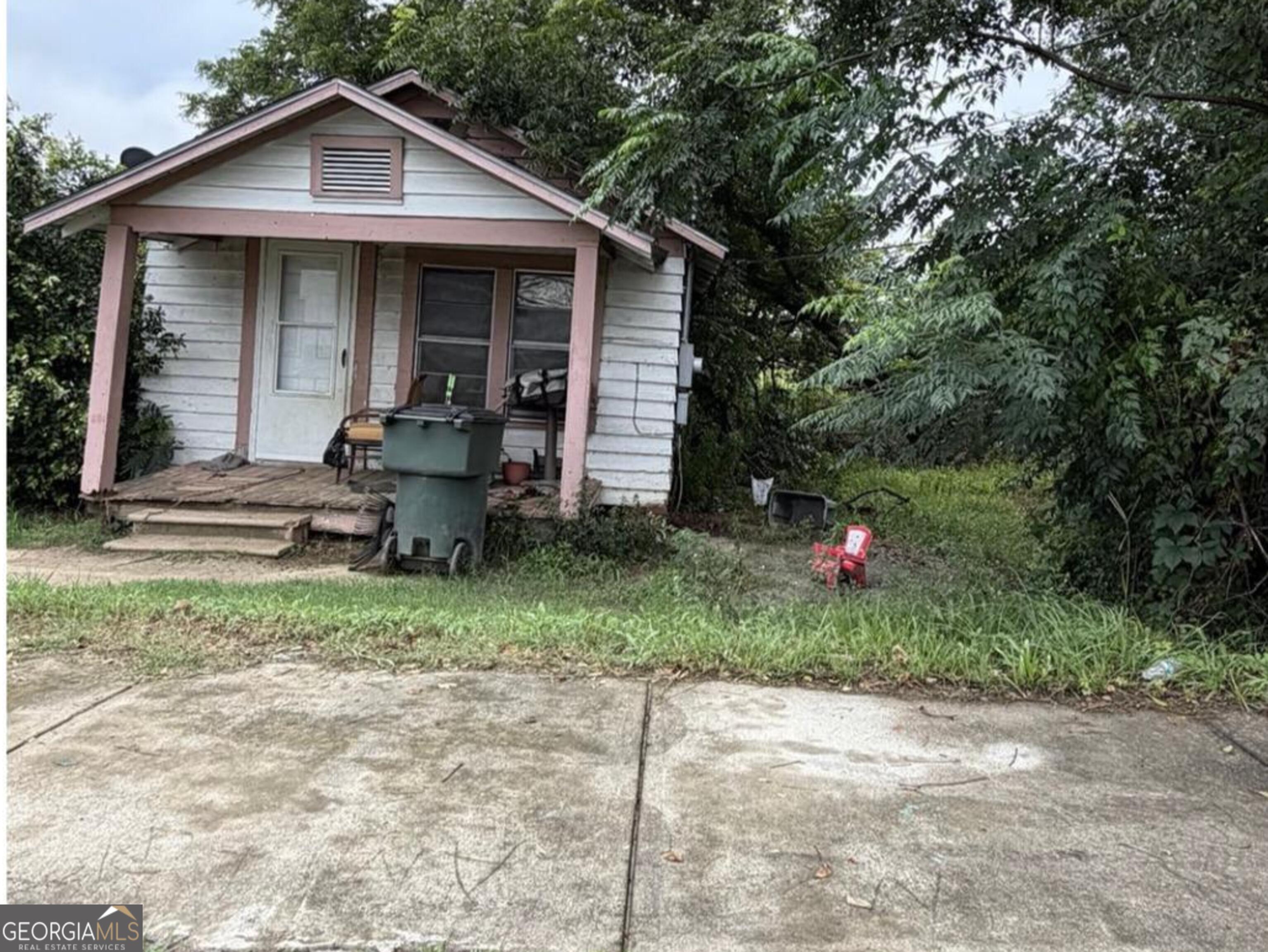 7942 Metter Road Property Photo 1