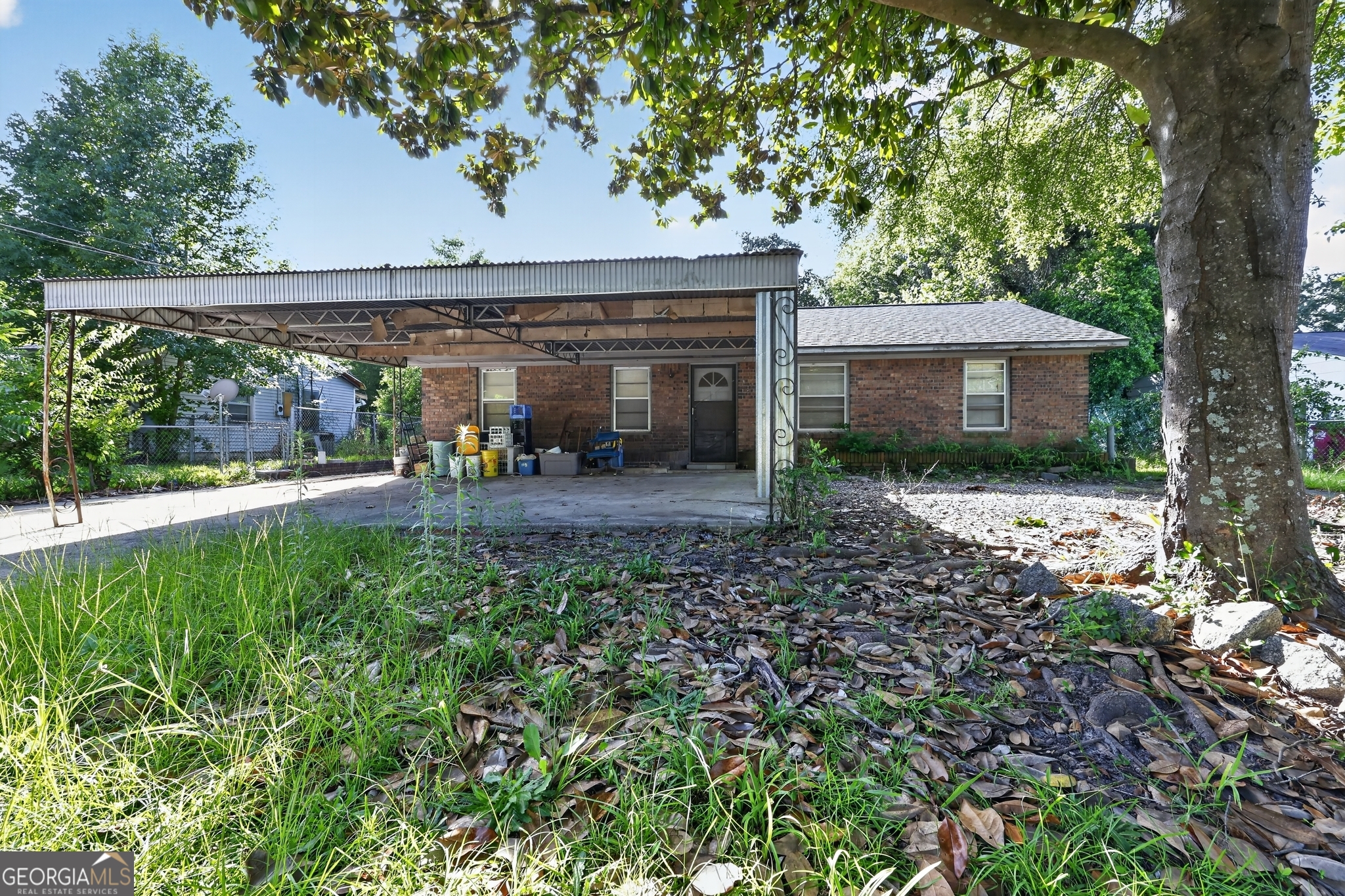 4045 Lindsey Drive Property Photo 2