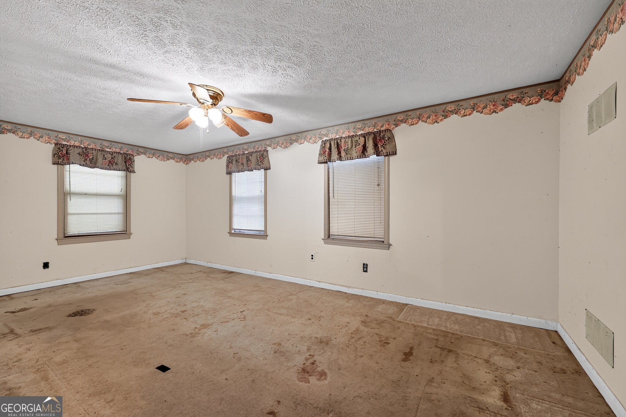 4045 Lindsey Drive Property Photo 13