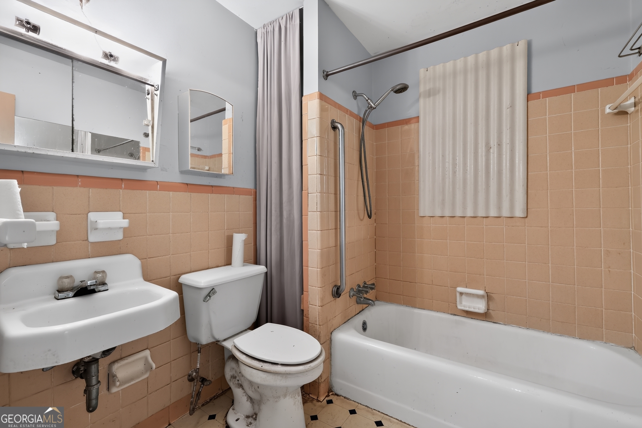 4045 Lindsey Drive Property Photo 15