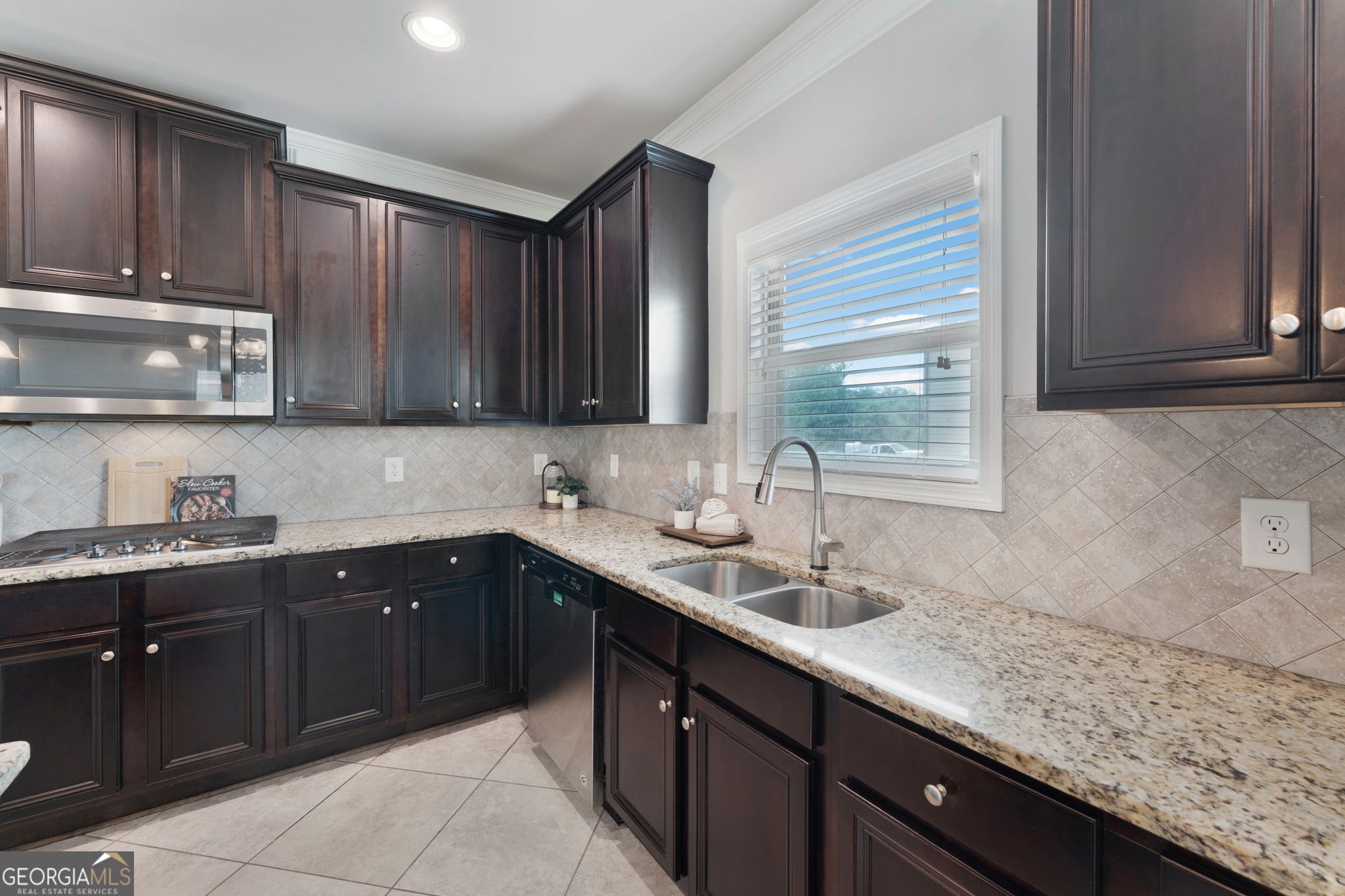606 Shoshone Circle Property Photo 16