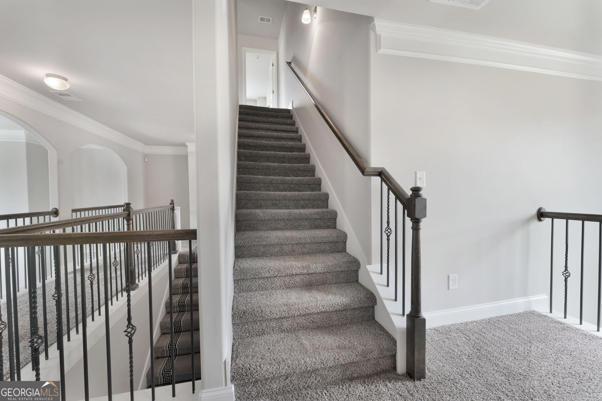 606 Shoshone Circle Property Photo 45