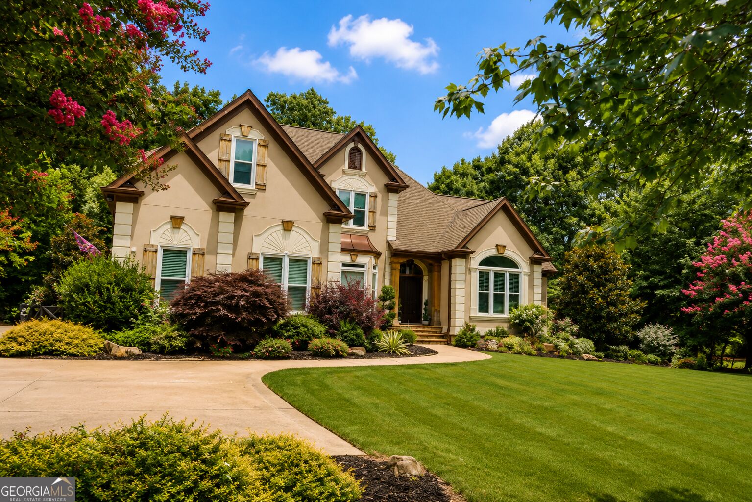 915 Champions Fairway Drive