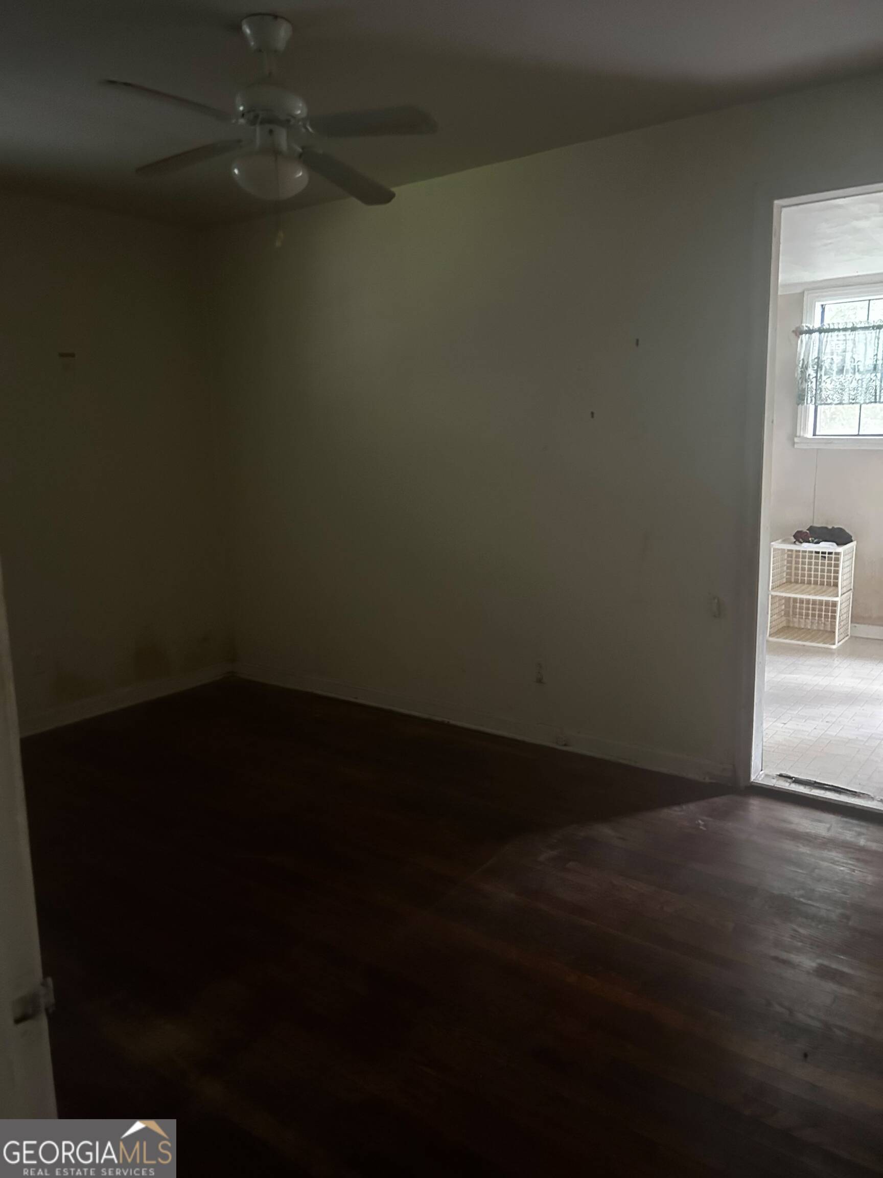 2108 E 60th Street Property Photo 21