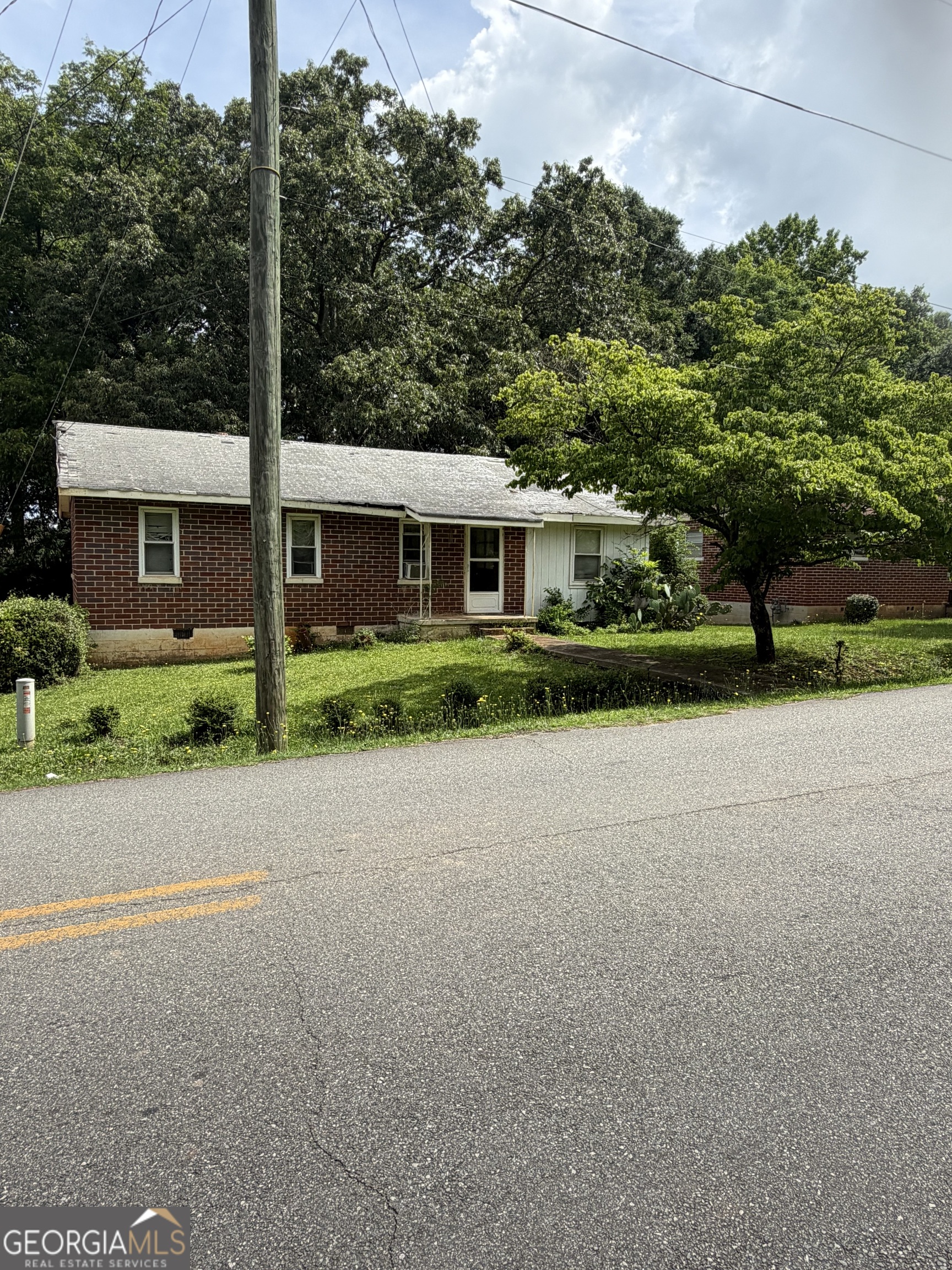 217 Glenn Street Property Photo 1