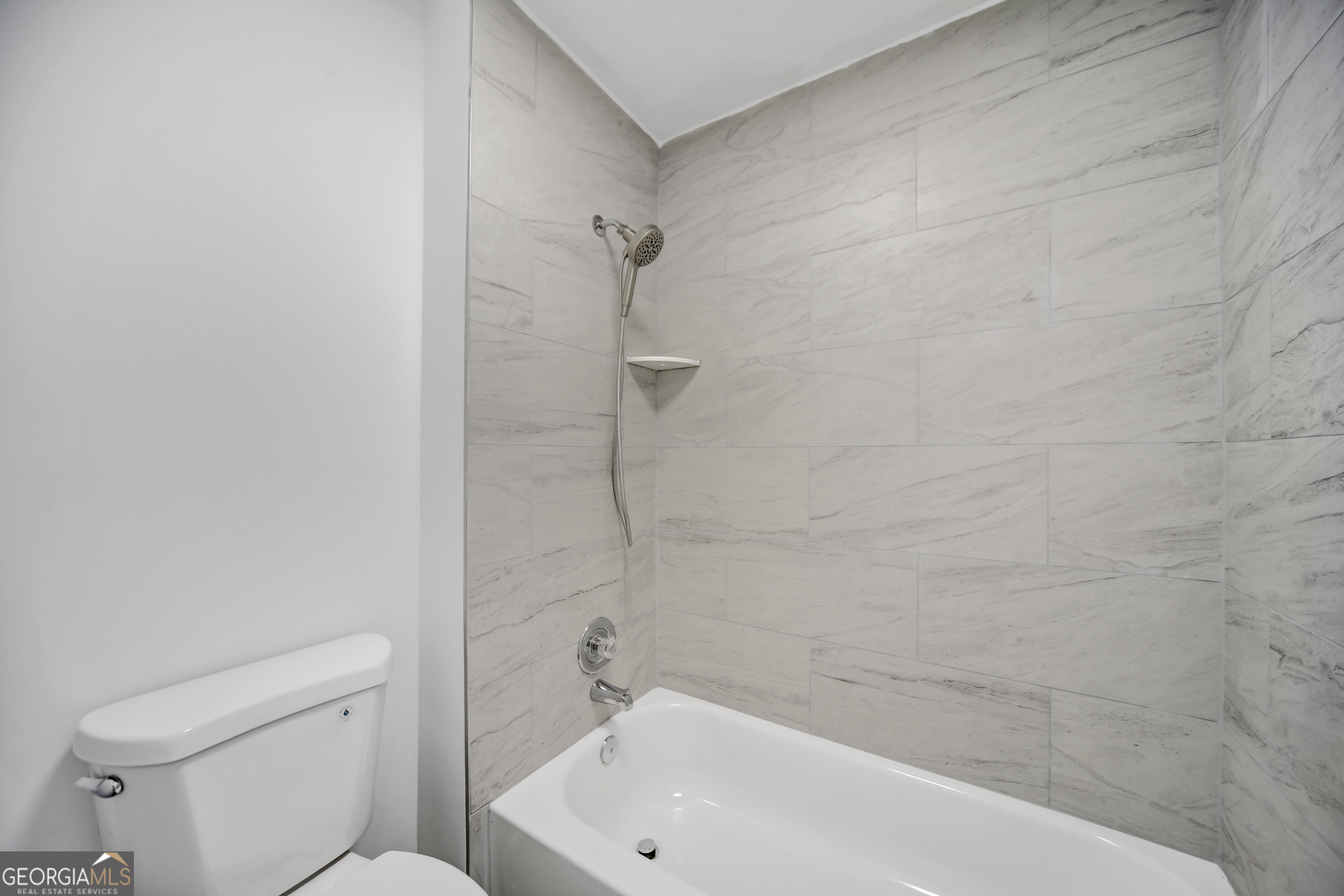 330 Quail Run Property Photo 8
