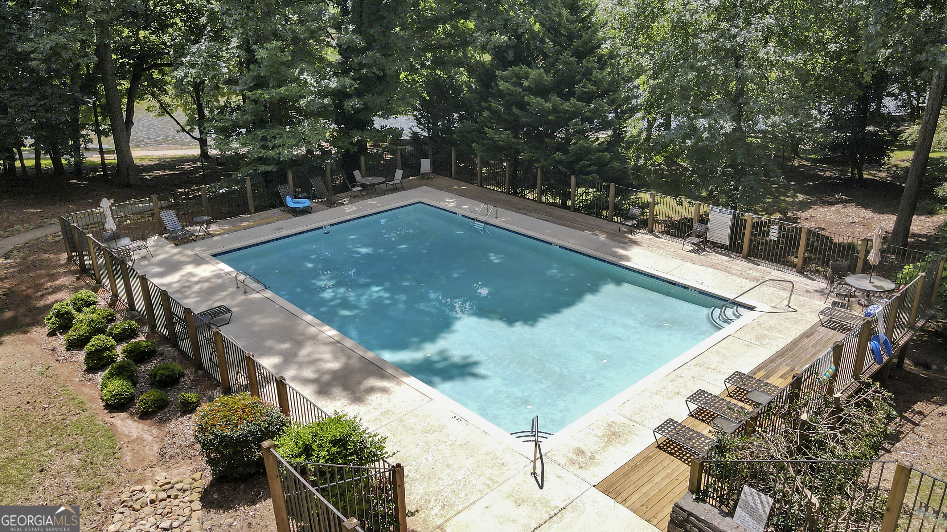 330 Quail Run Property Photo 23