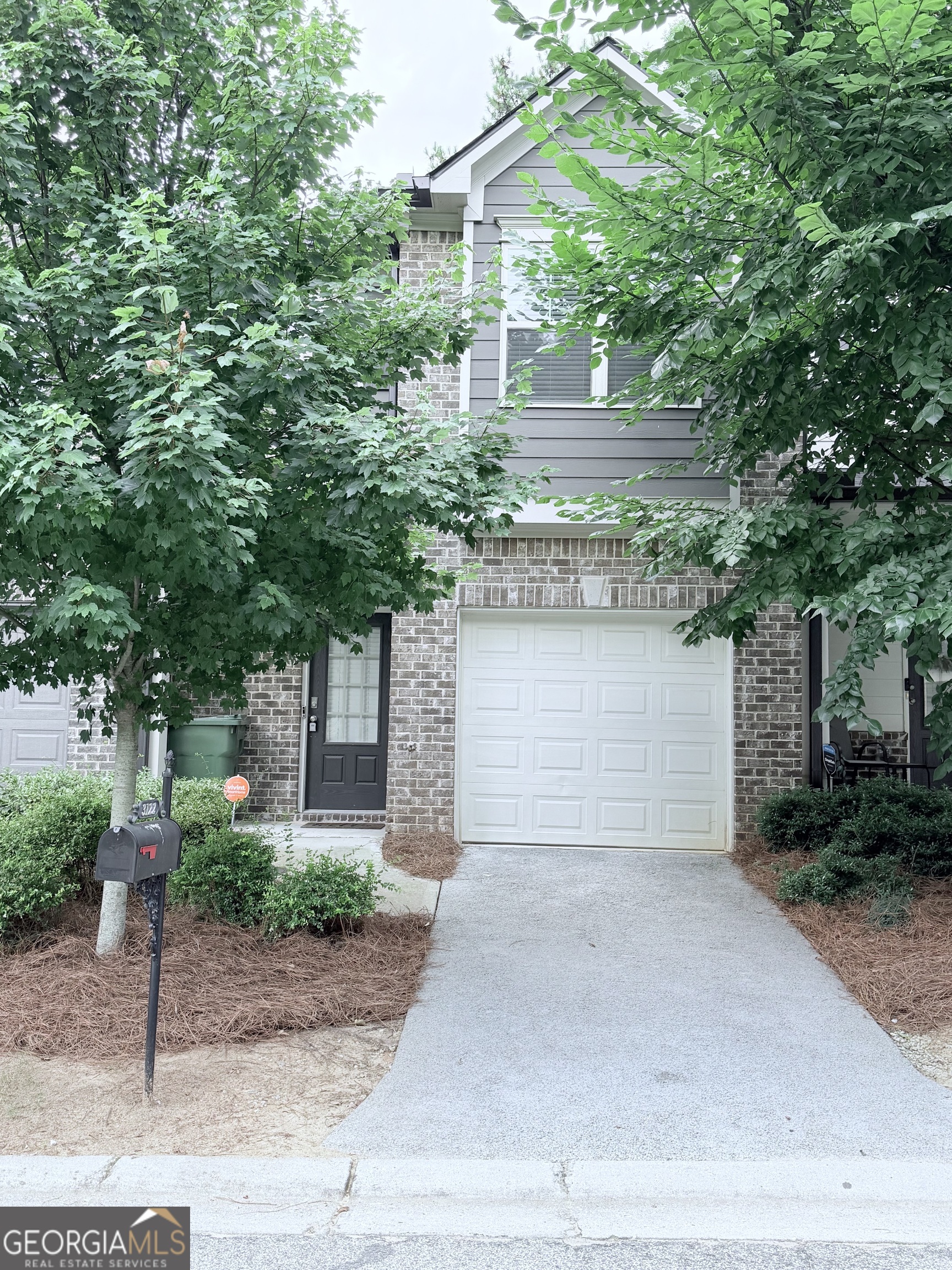3122 Meadowstone Lane SW Property Photo 1