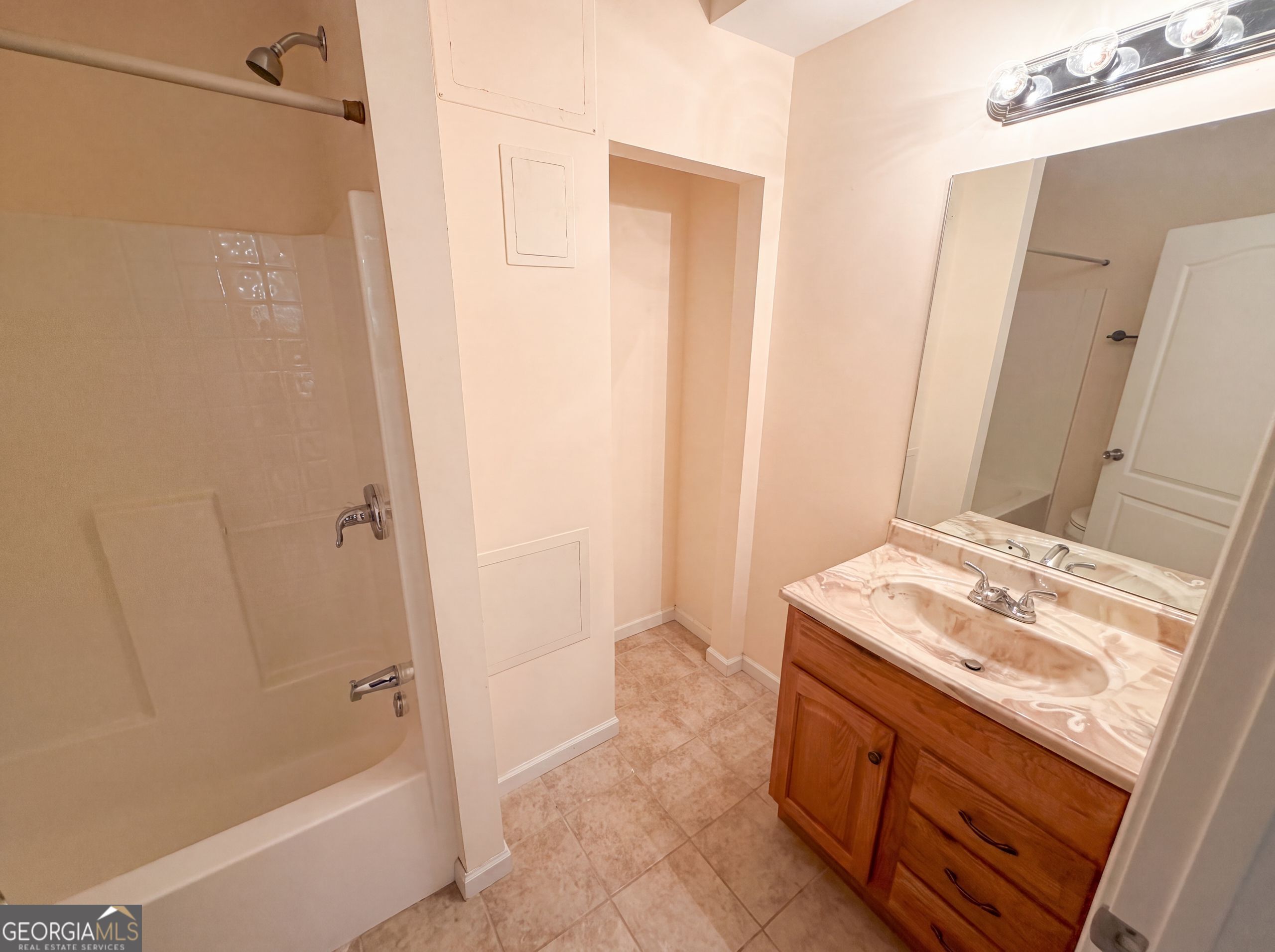 3612 Brookefall Court Property Photo 33