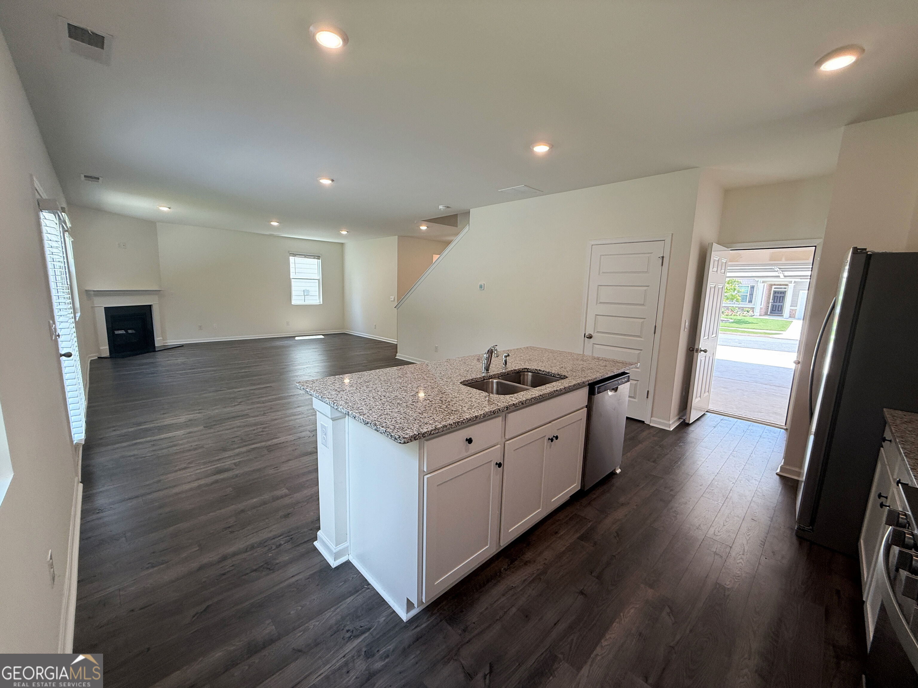 174 Woodbrook Trail Property Photo 15