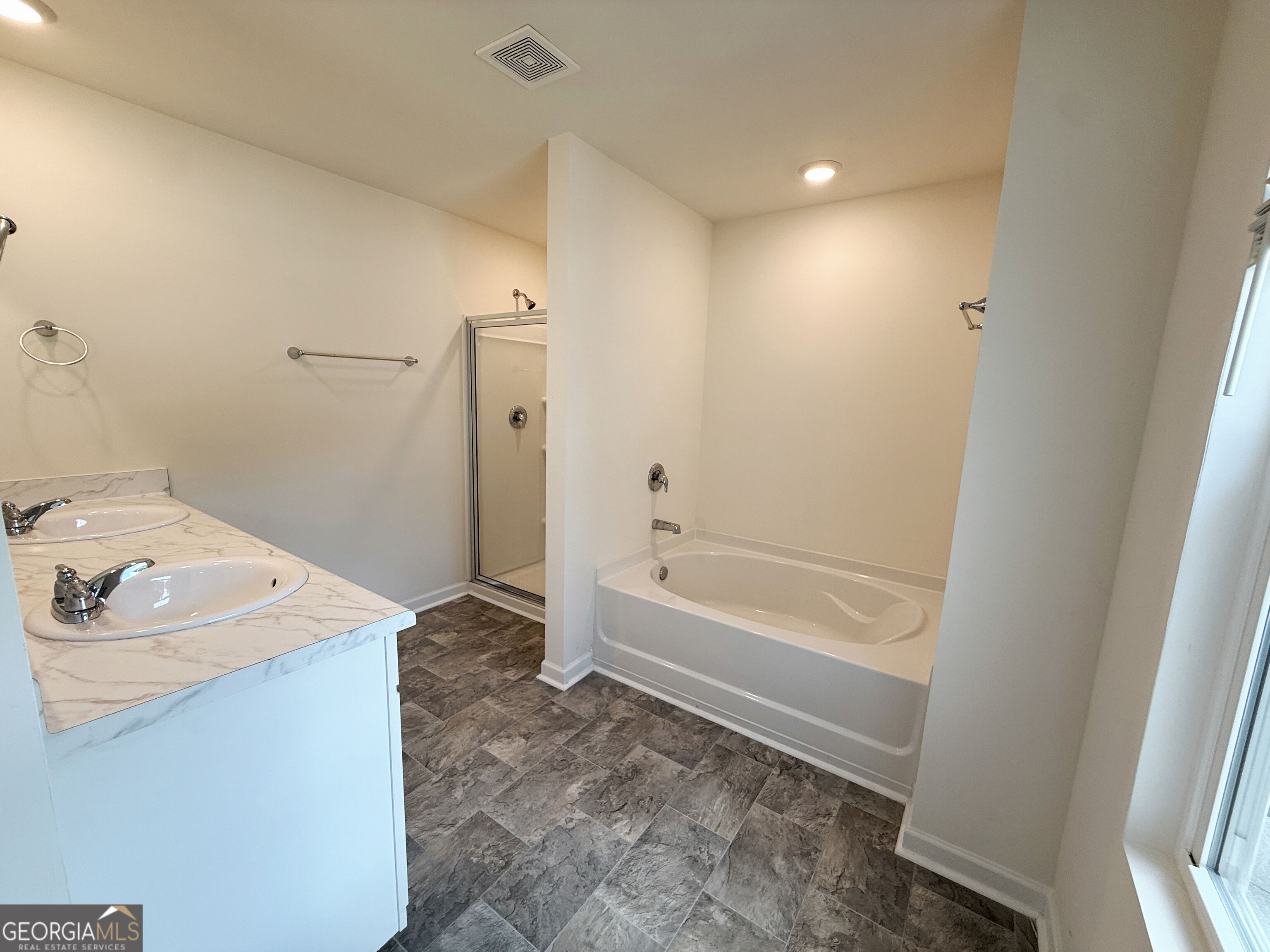174 Woodbrook Trail Property Photo 27