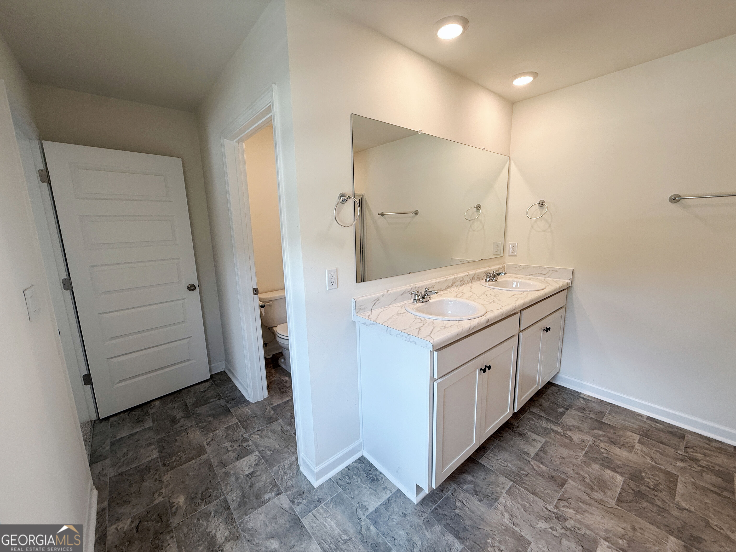 174 Woodbrook Trail Property Photo 30