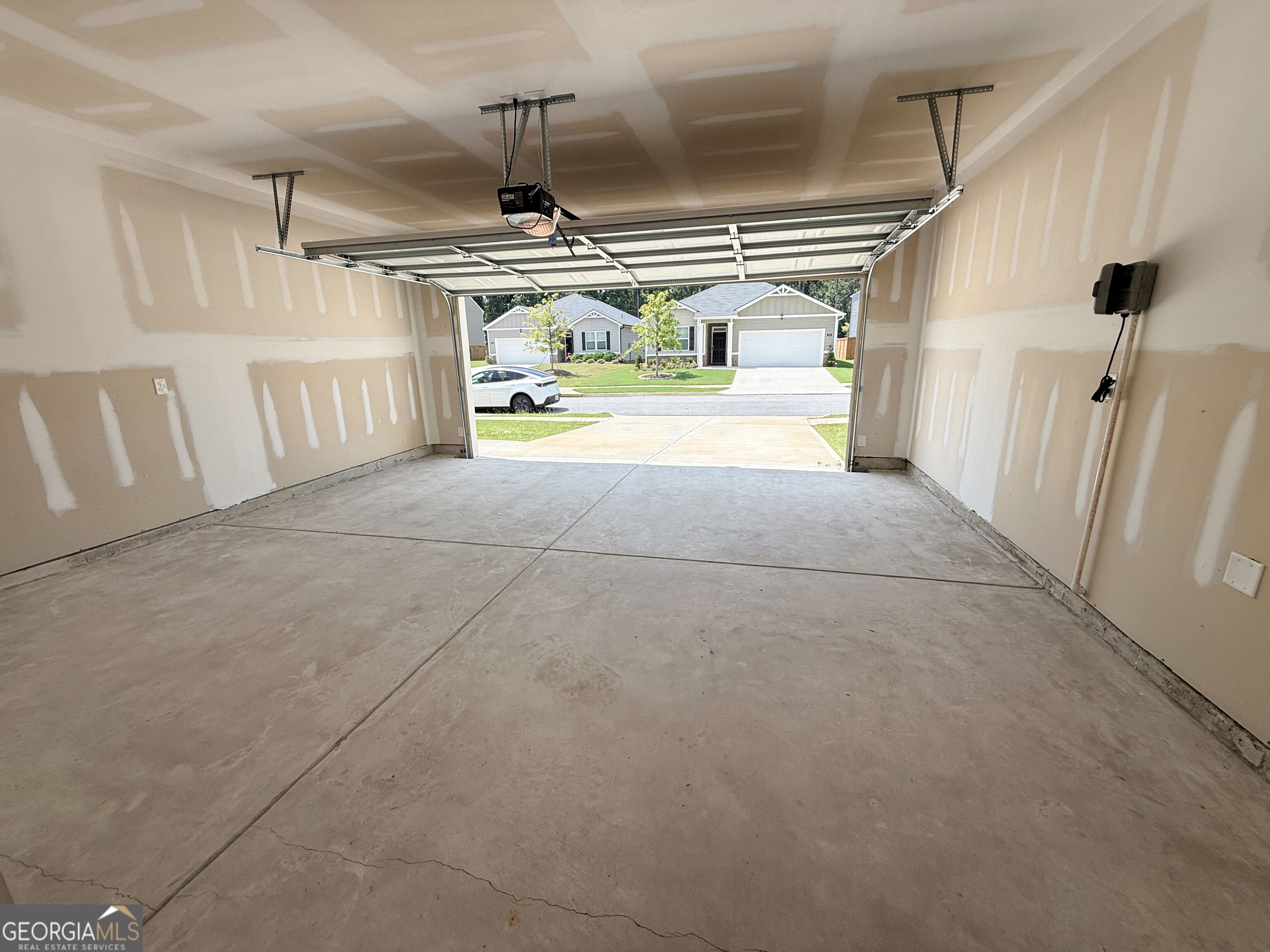 174 Woodbrook Trail Property Photo 41
