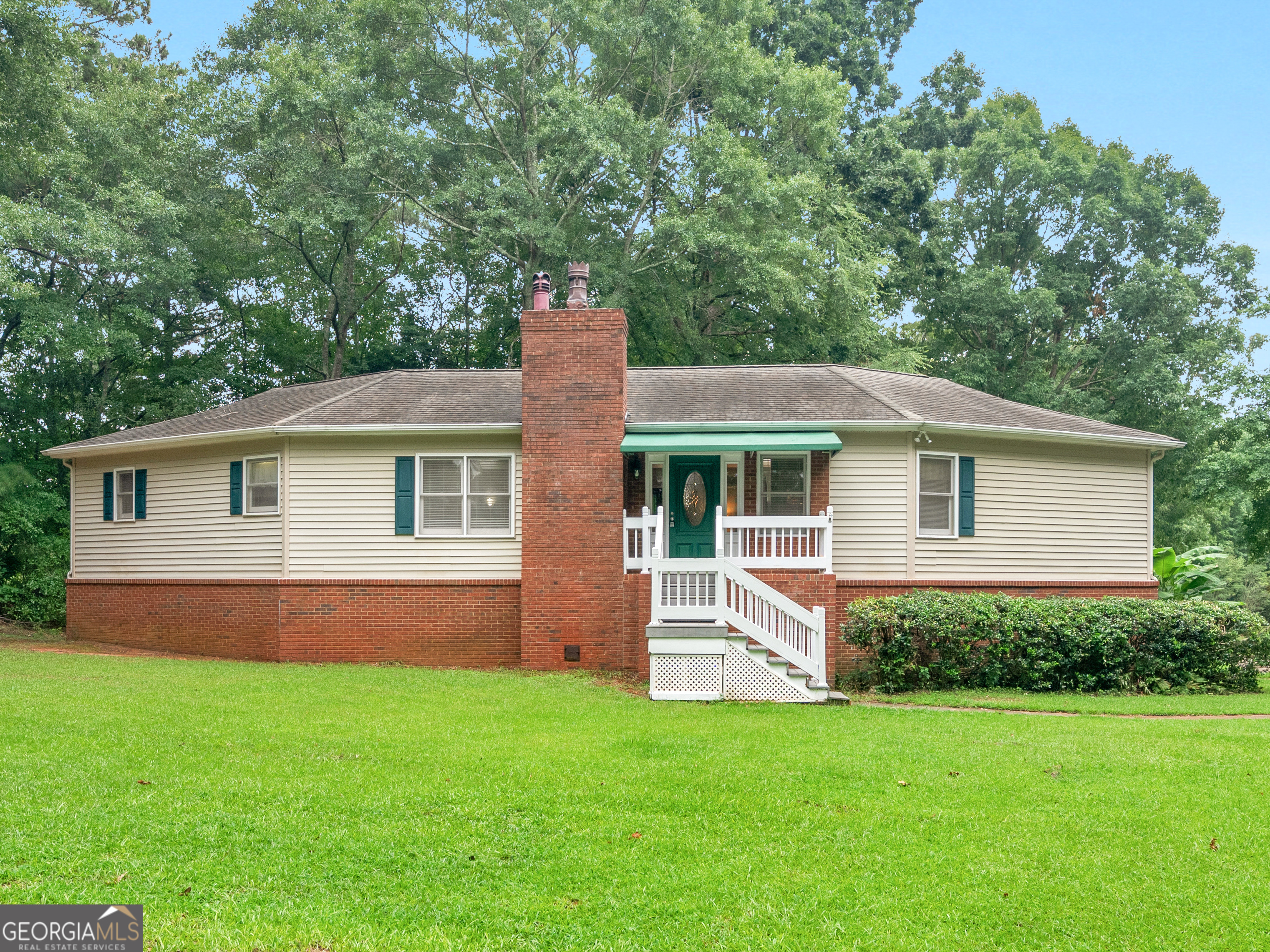 150 Knights Circle Property Photo 1