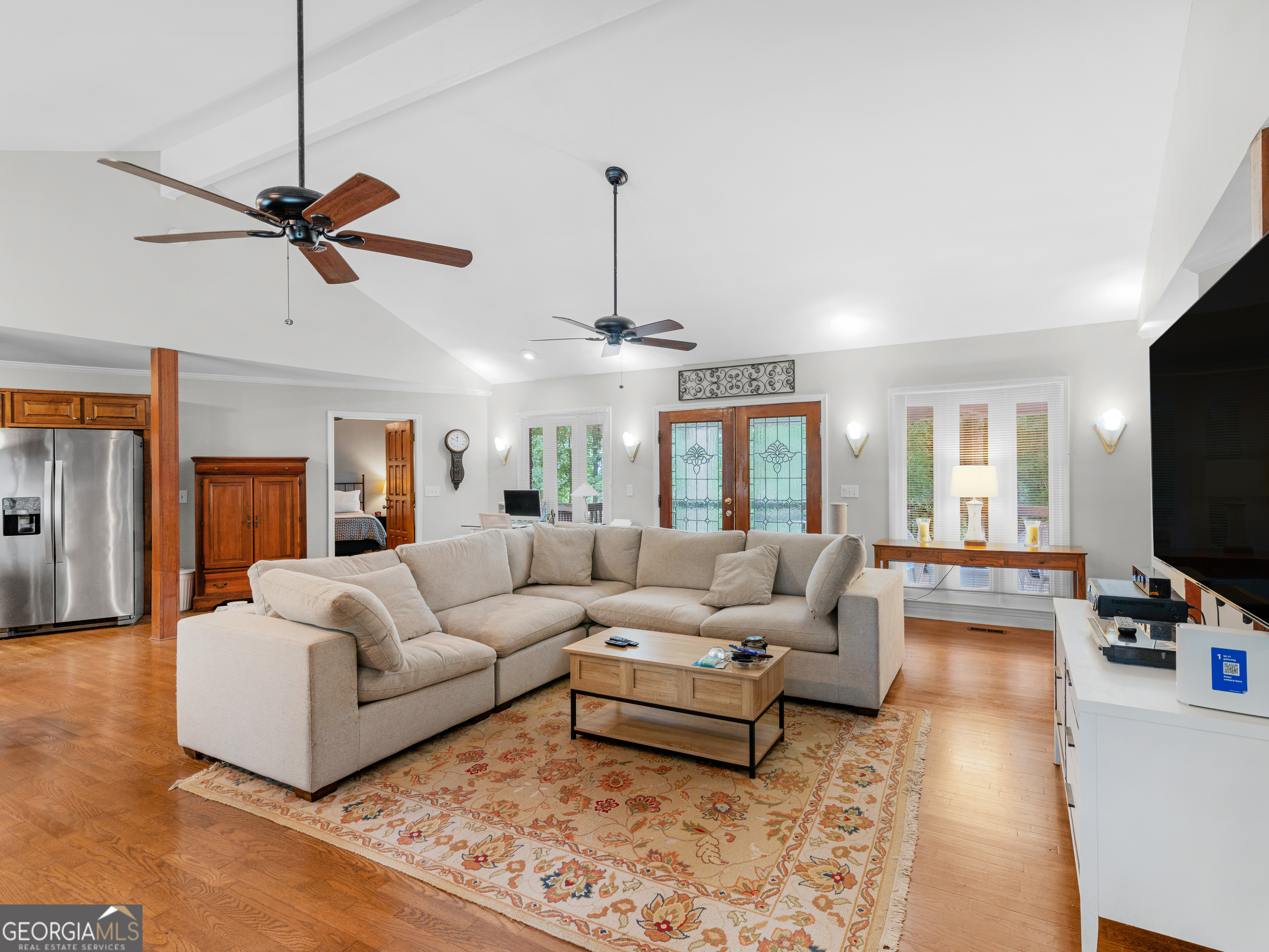150 Knights Circle Property Photo 3