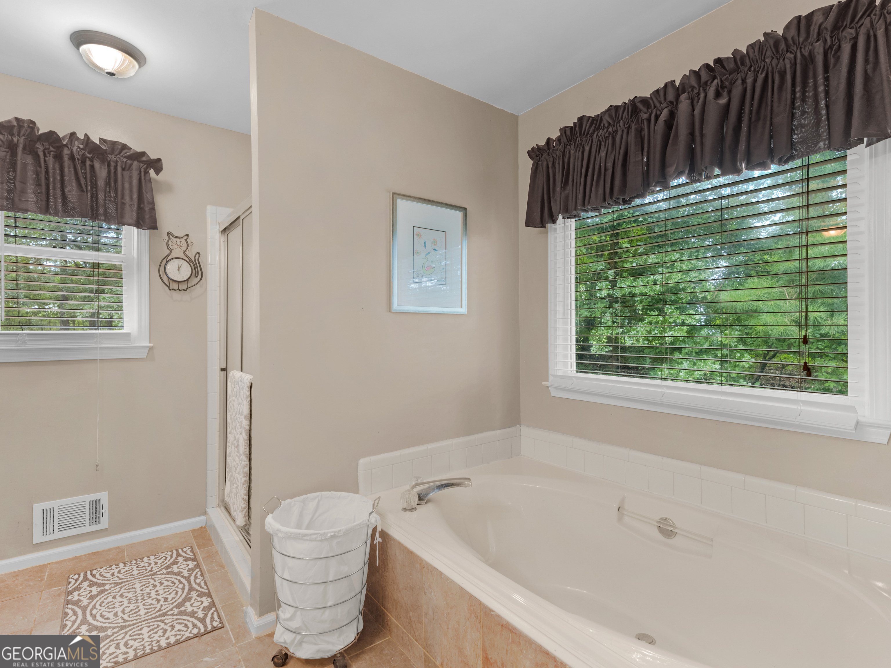 150 Knights Circle Property Photo 17