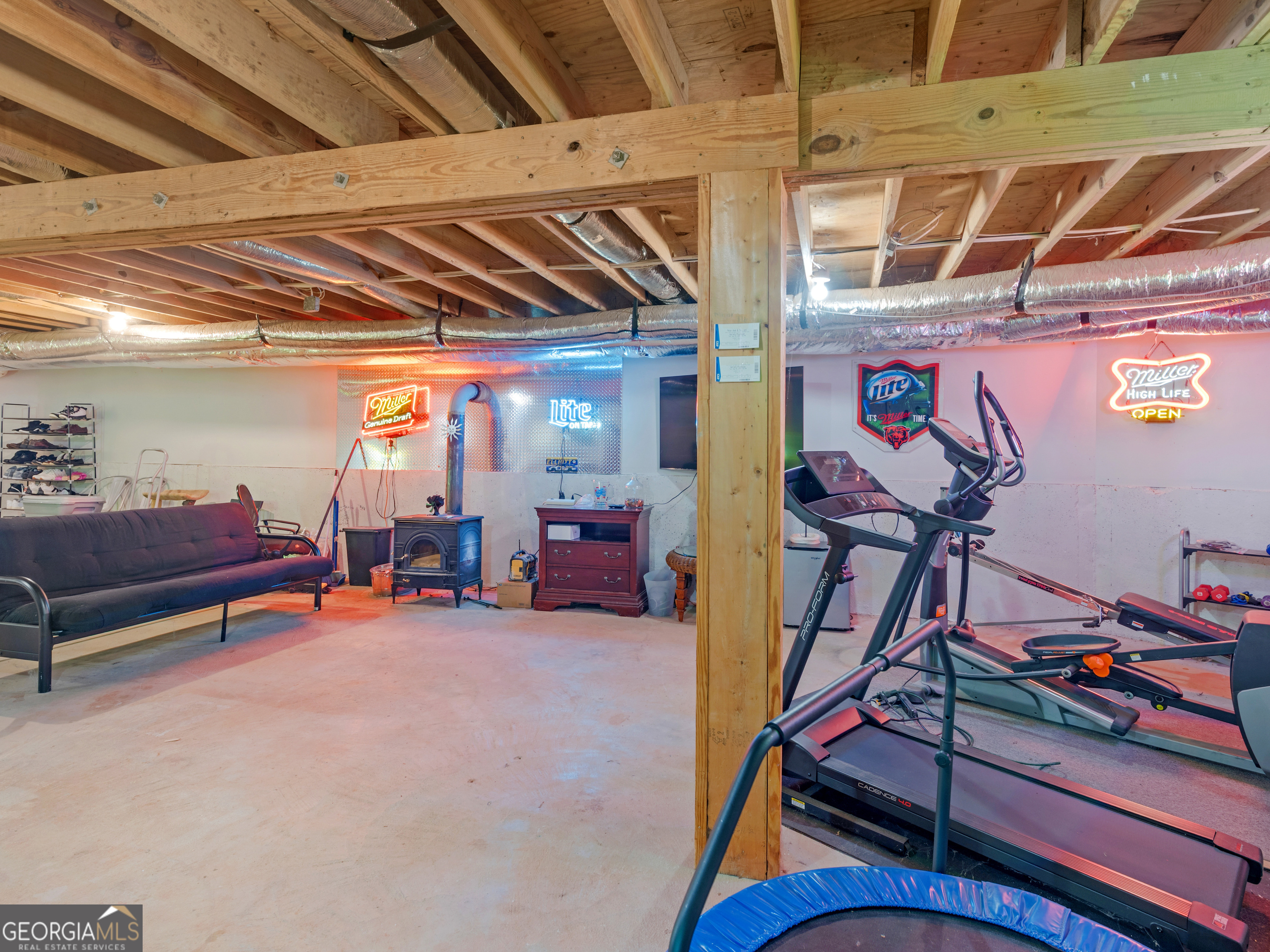 150 Knights Circle Property Photo 28