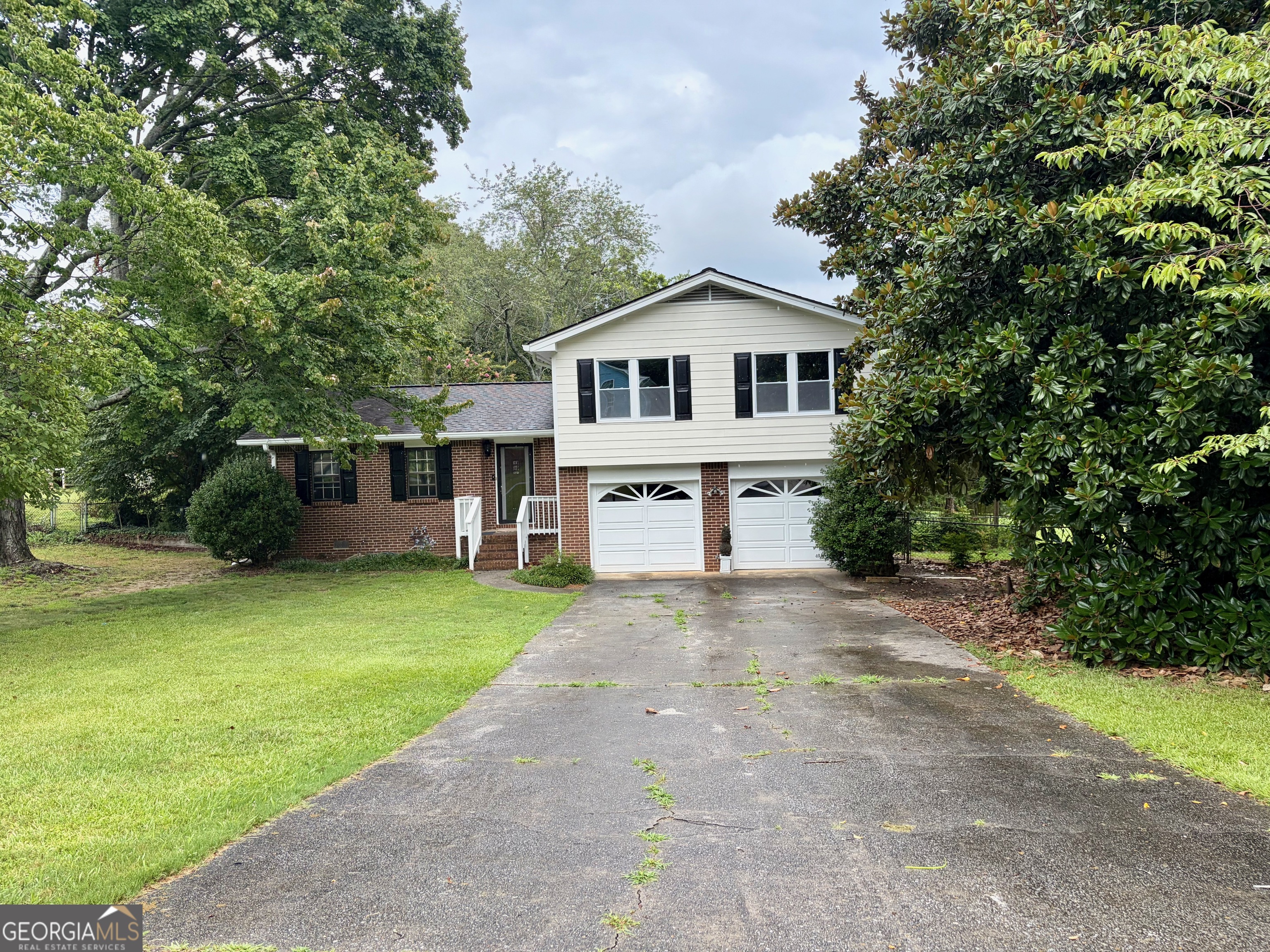 478 First Street Property Photo 1