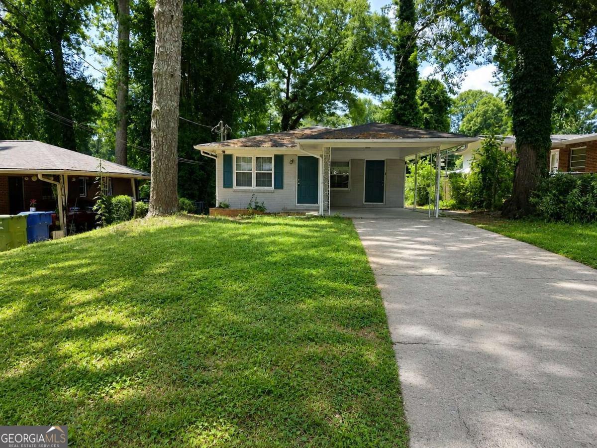 1962 Pine Oak Drive SW Property Photo 1