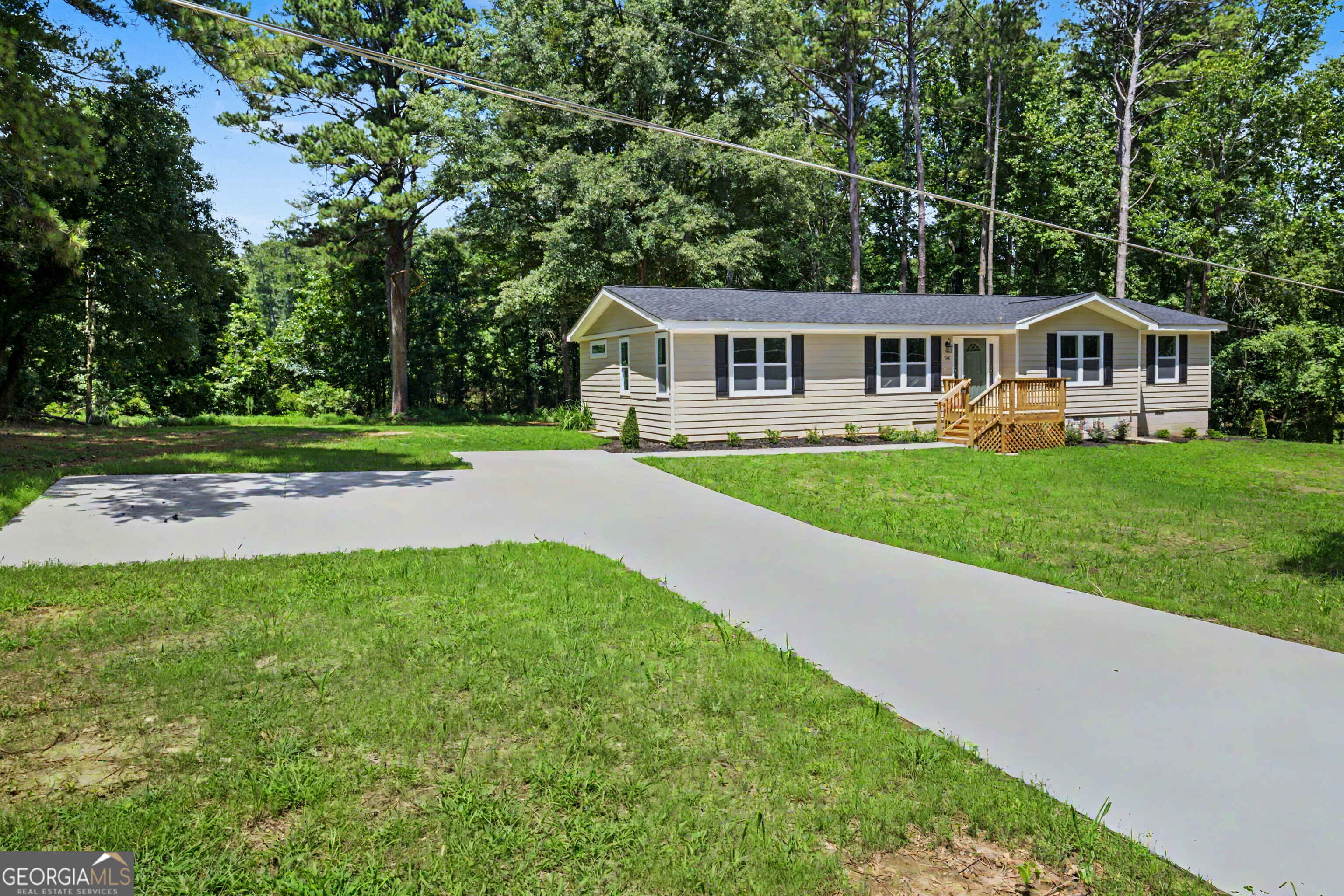 126 Lucinda Lane Property Photo 1