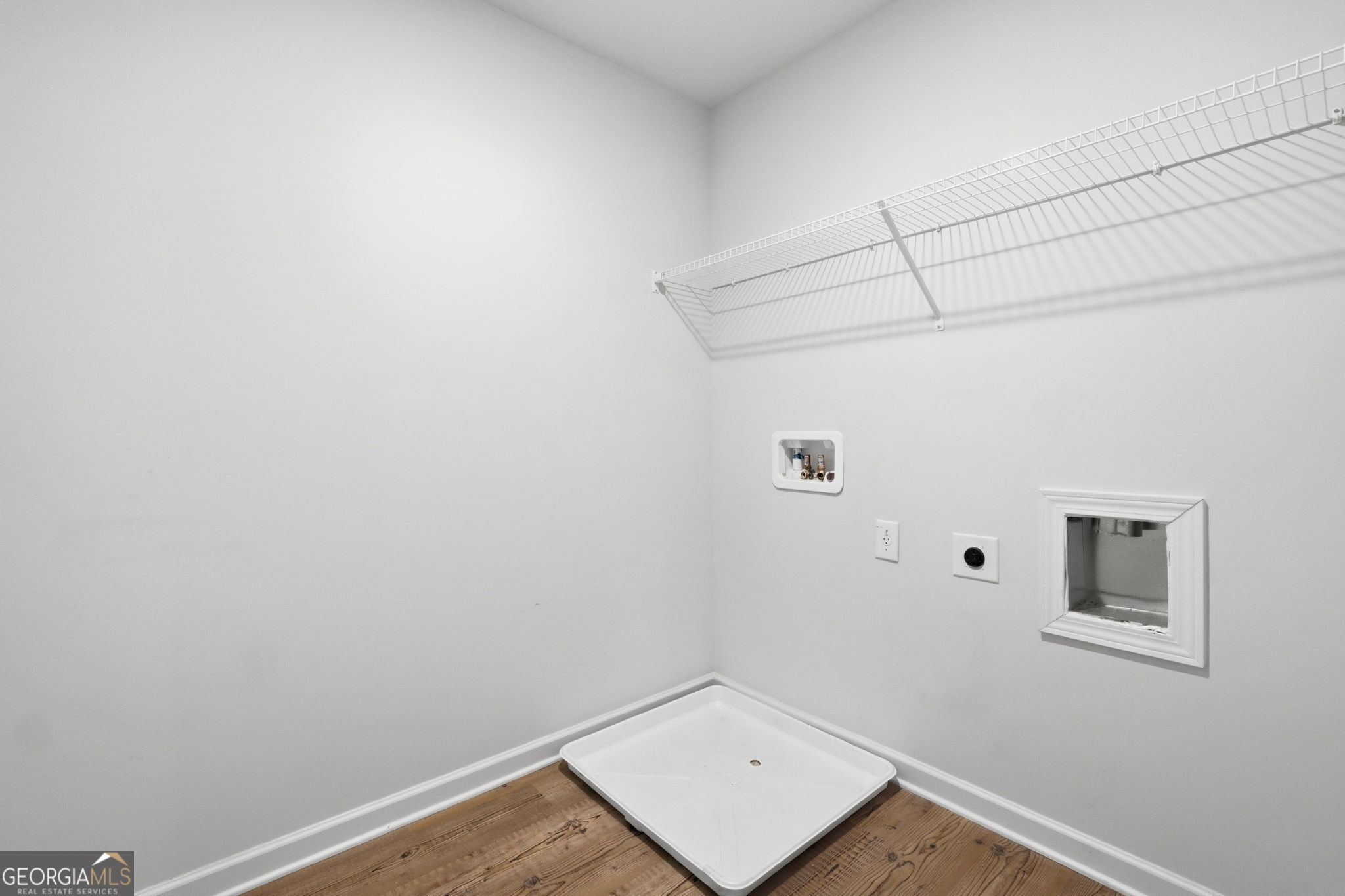 230 Point Place Drive Property Photo 15