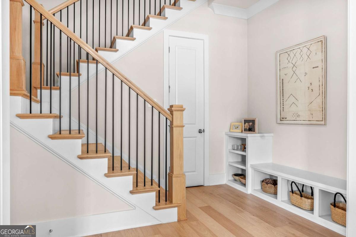 2039 Village Walk Property Photo 26