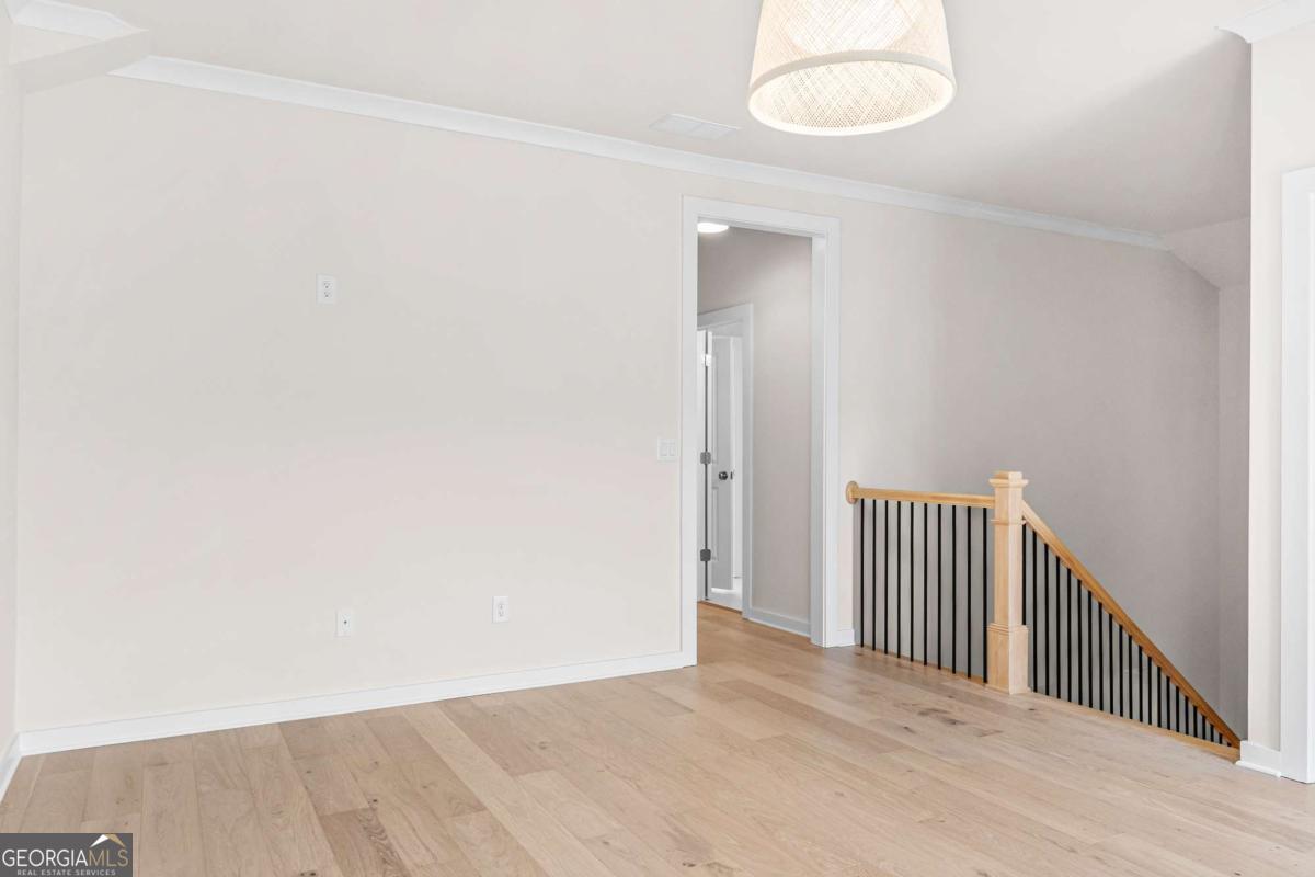 2039 Village Walk Property Photo 27