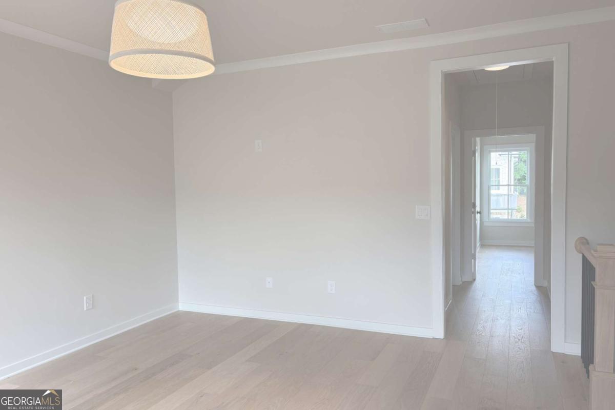 2039 Village Walk Property Photo 29