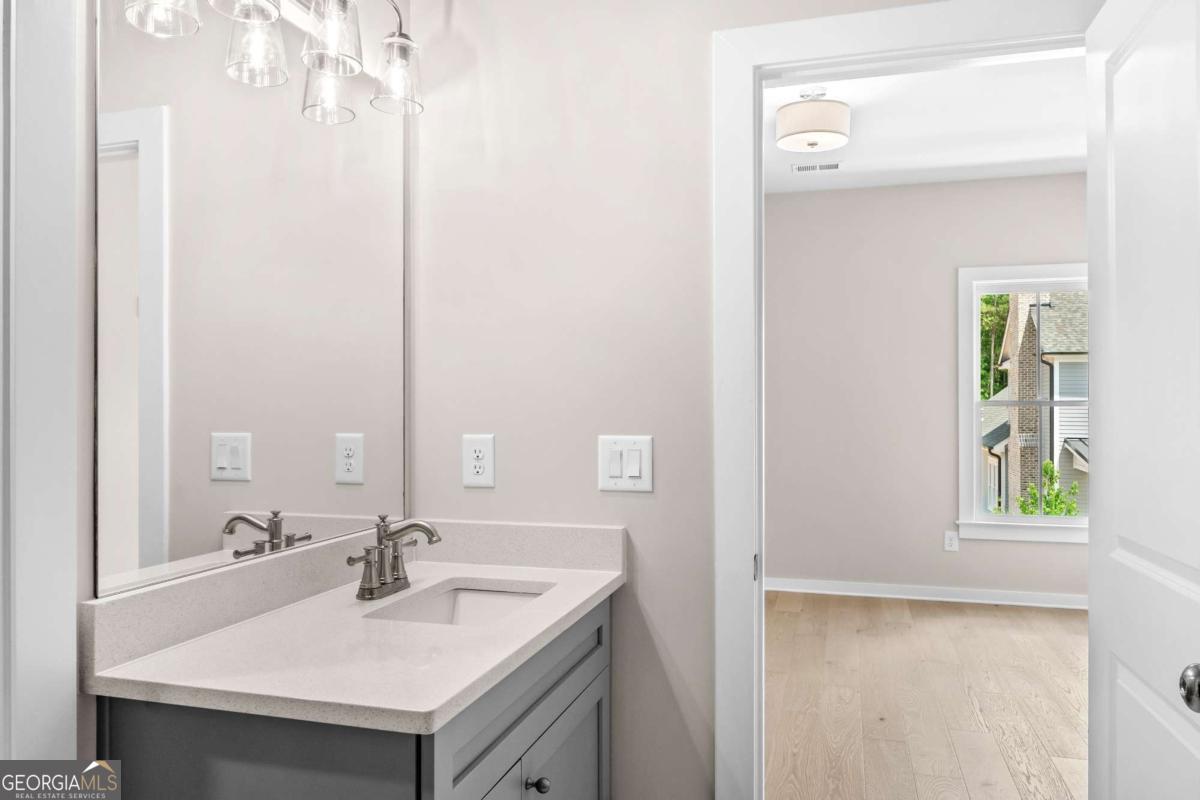 2039 Village Walk Property Photo 36