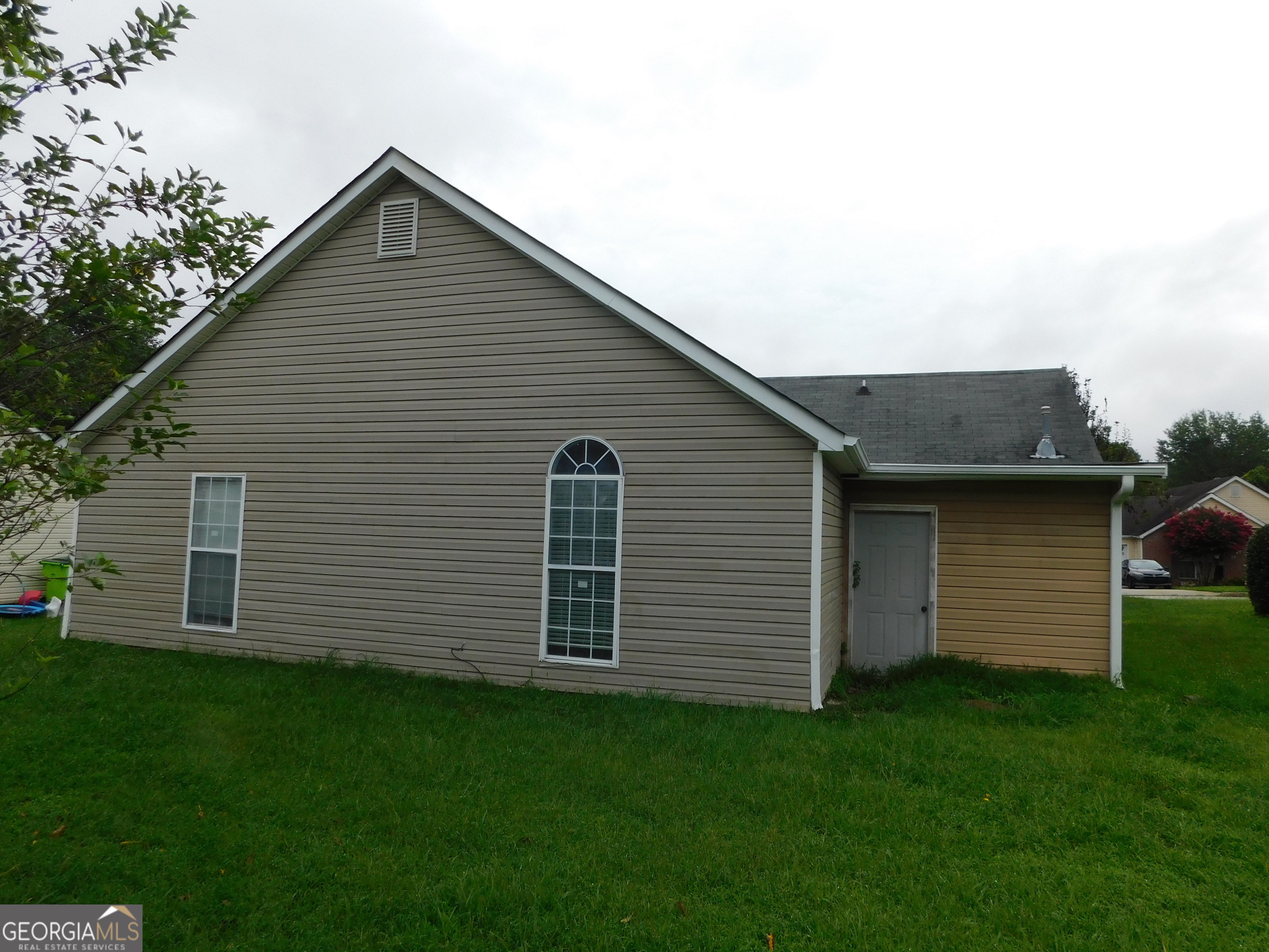 6195 Green Wing Way Property Photo 4