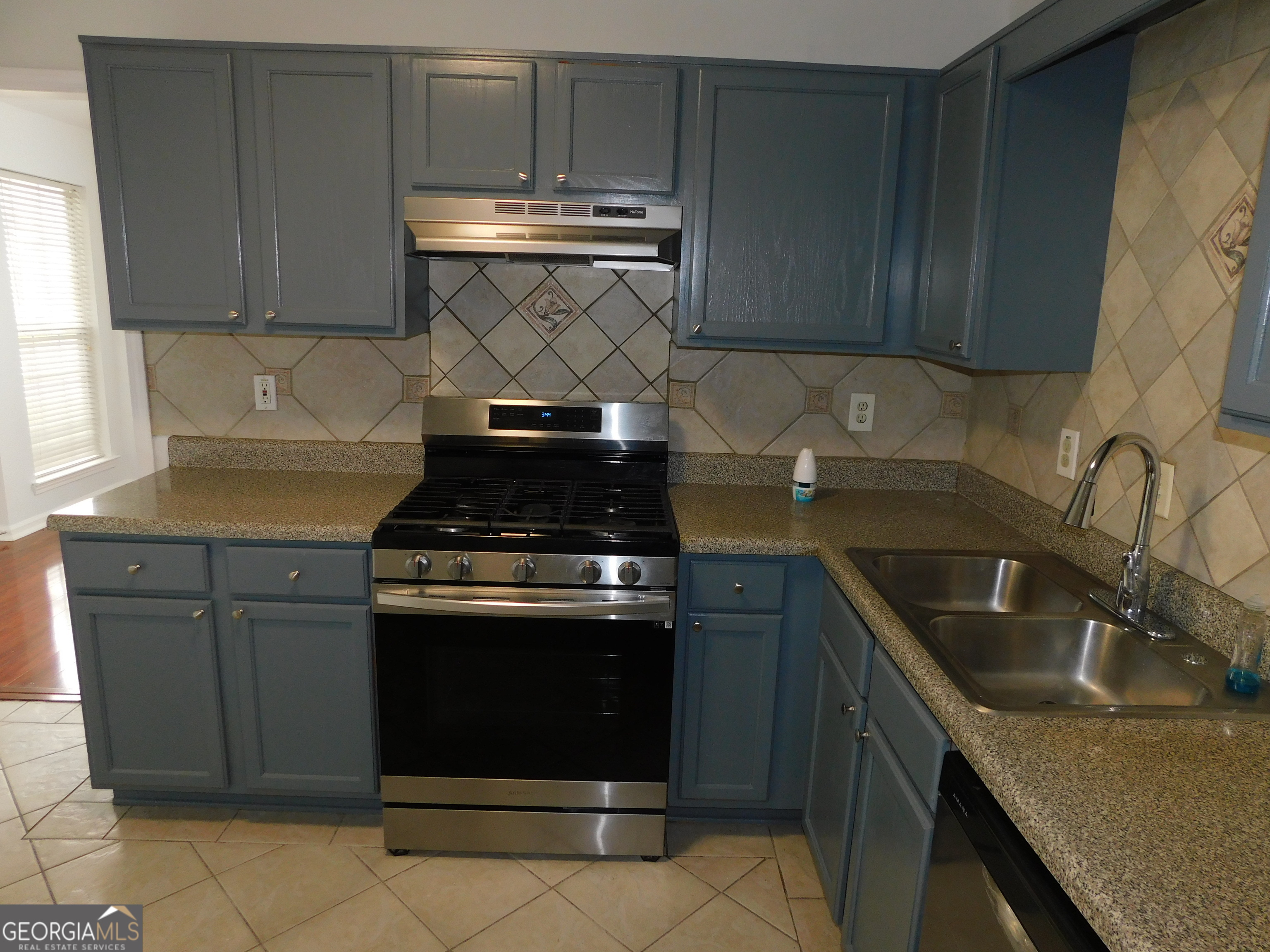 6195 Green Wing Way Property Photo 8