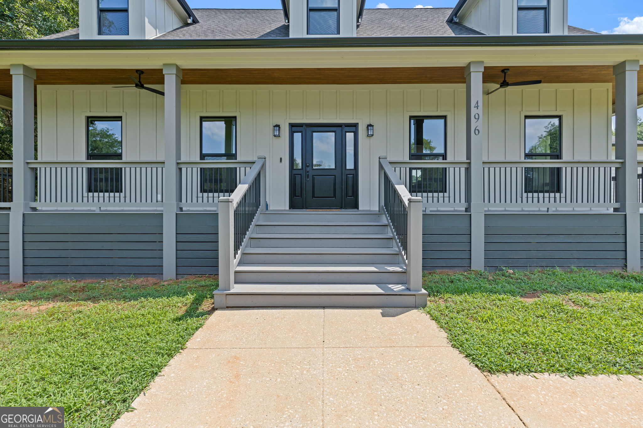 496 Davis Road Property Photo 4