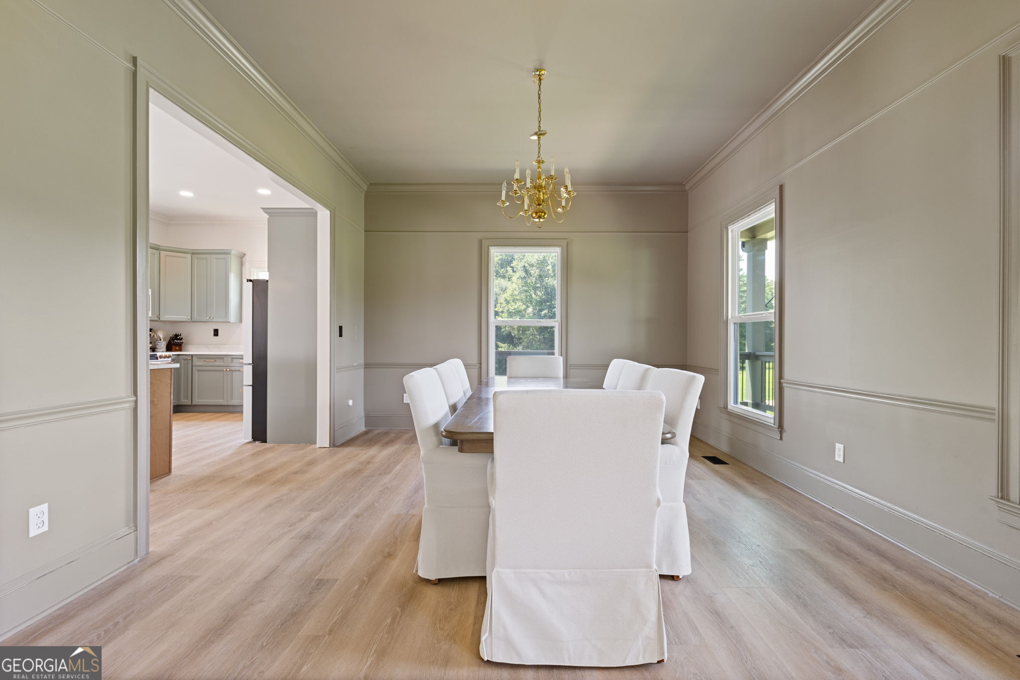496 Davis Road Property Photo 12