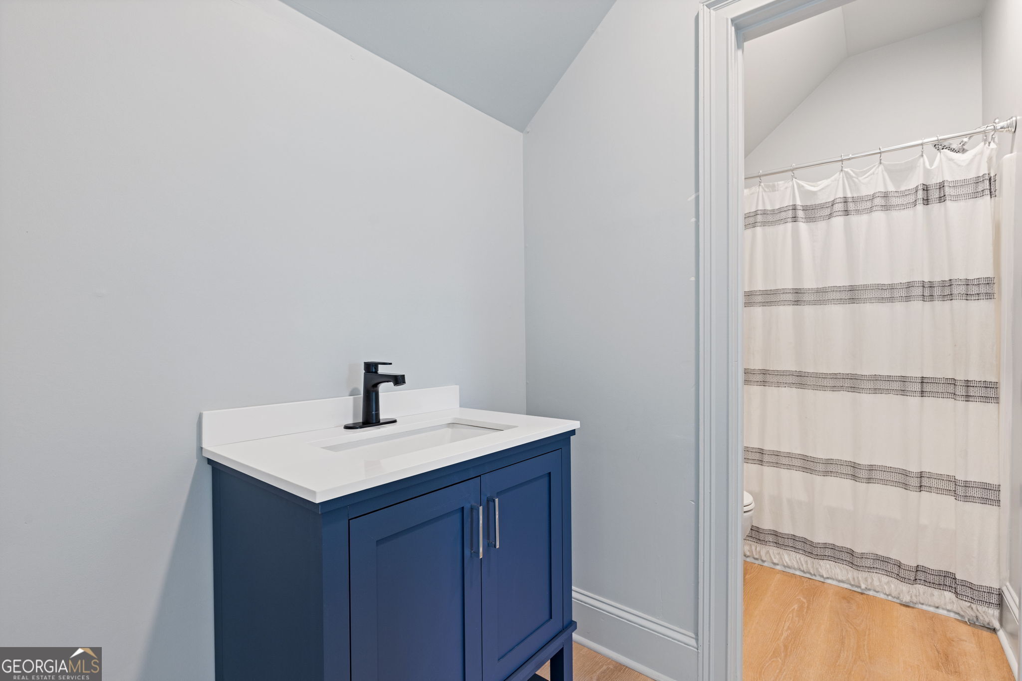 496 Davis Road Property Photo 41